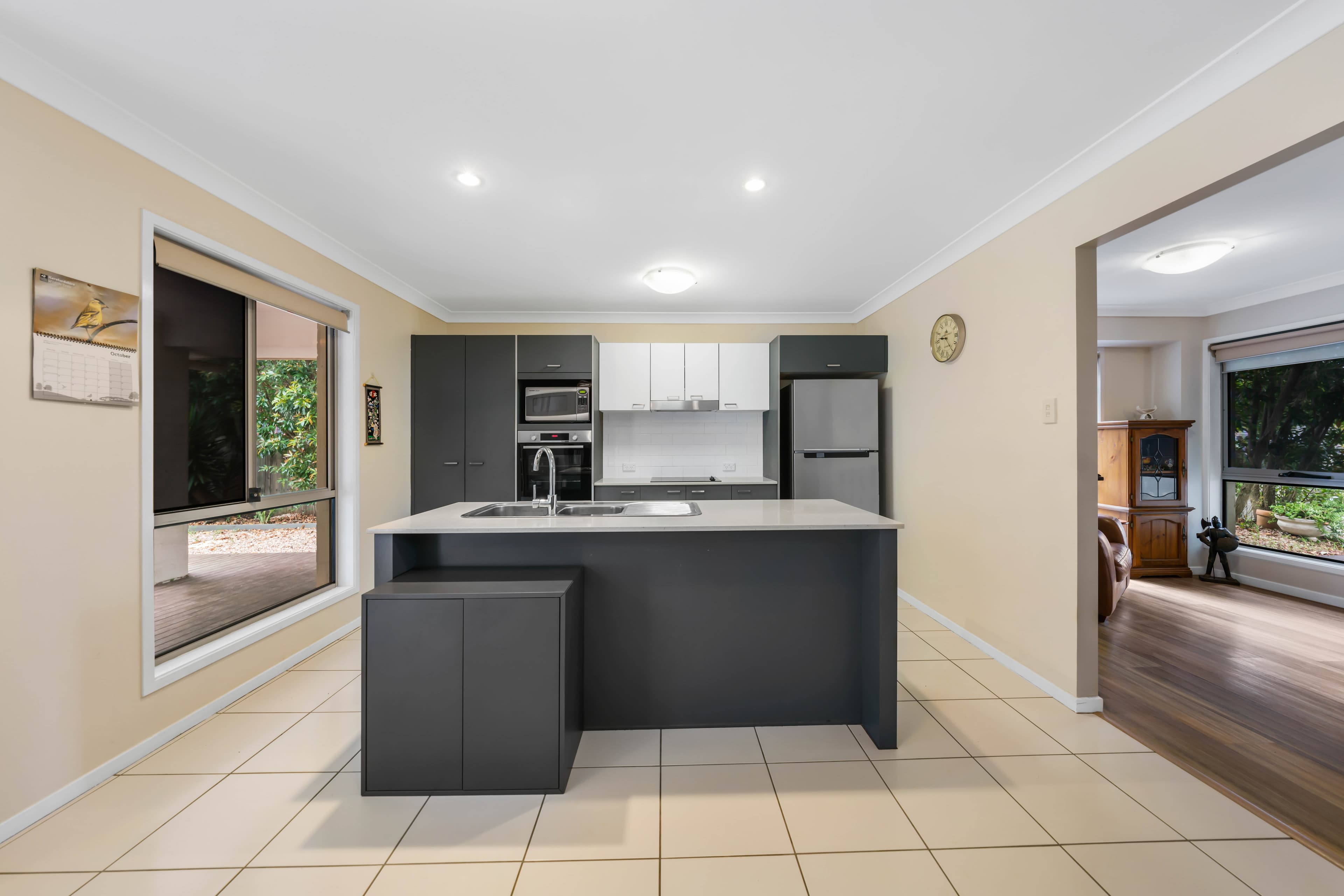 19 Aquila Street, Redland Bay, Redland Bay - Thumbnail 3