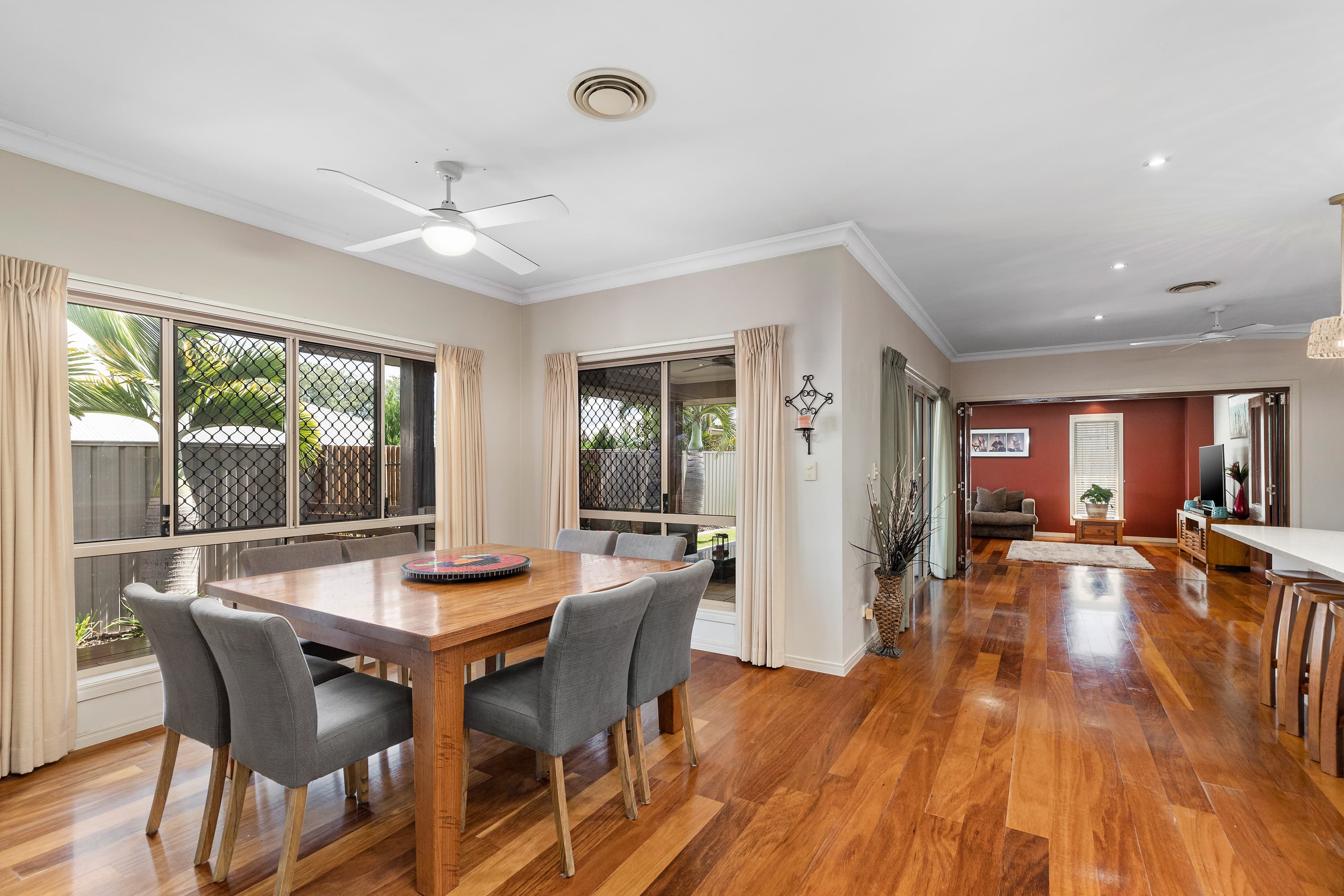 5 Newton Close, Redland Bay, Redland Bay - Thumbnail 4