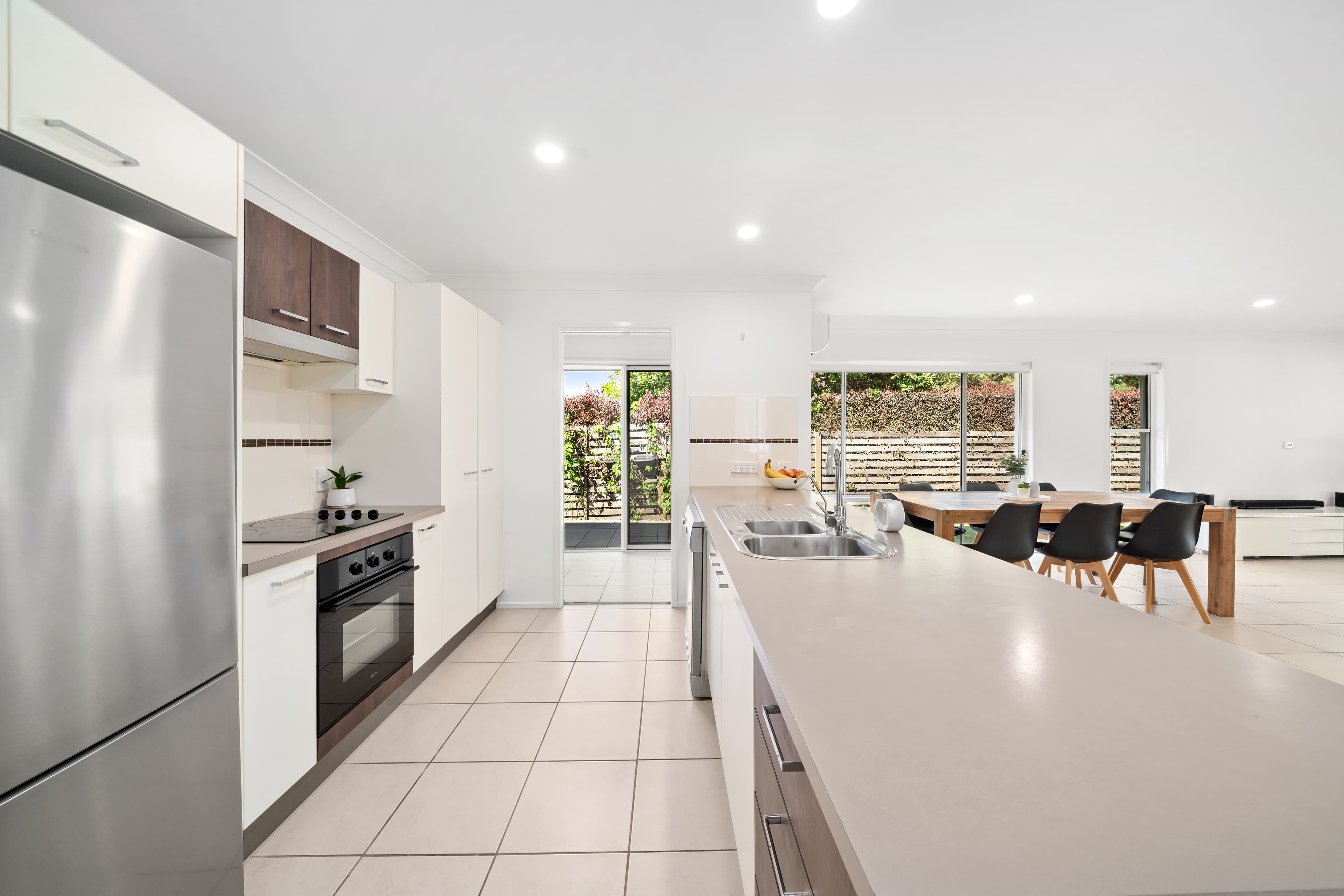 61 Azure Avenue, Redland Bay, Redland Bay - Thumbnail 3
