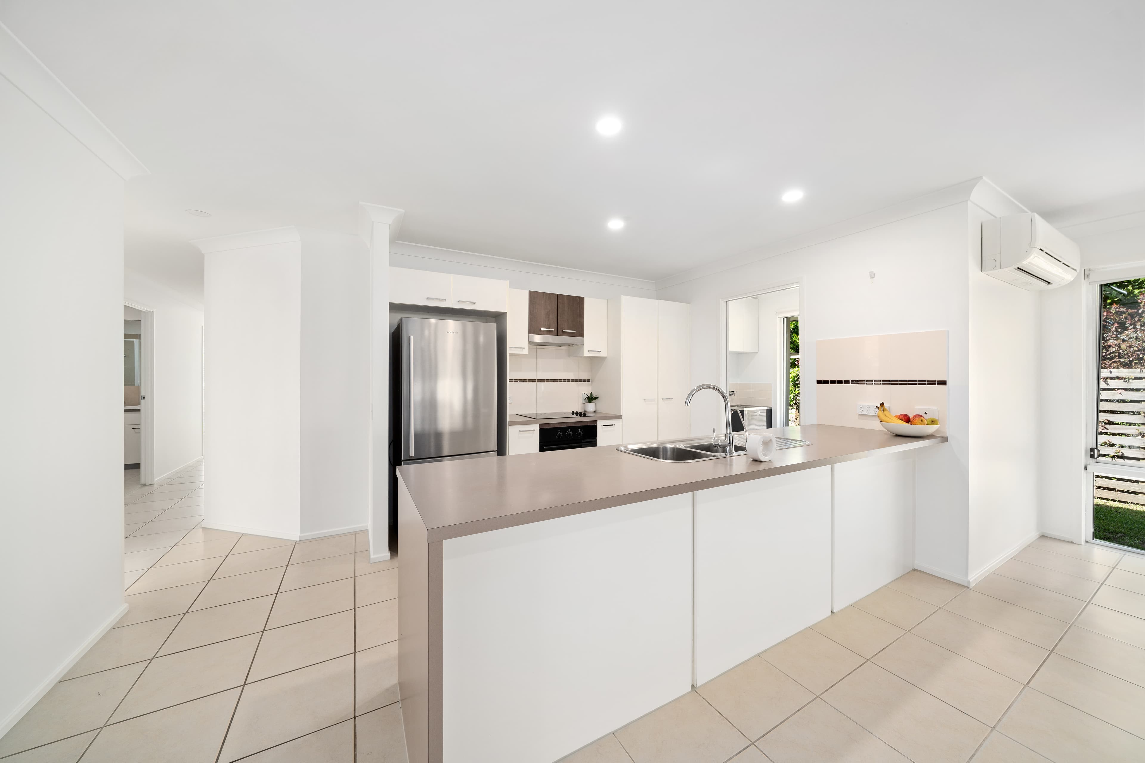 61 Azure Avenue, Redland Bay, Redland Bay - Thumbnail 5