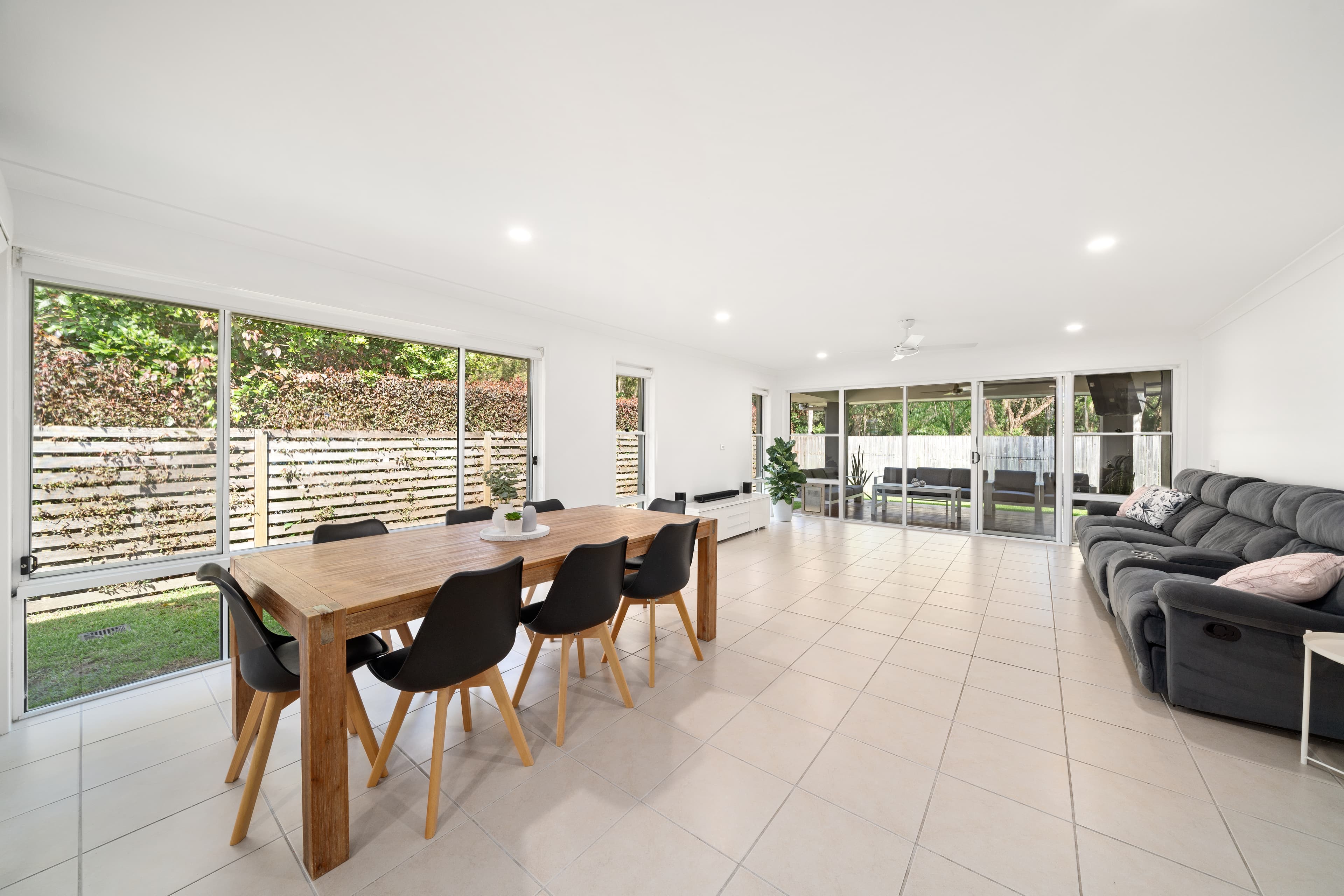 61 Azure Avenue, Redland Bay, Redland Bay - Thumbnail 7