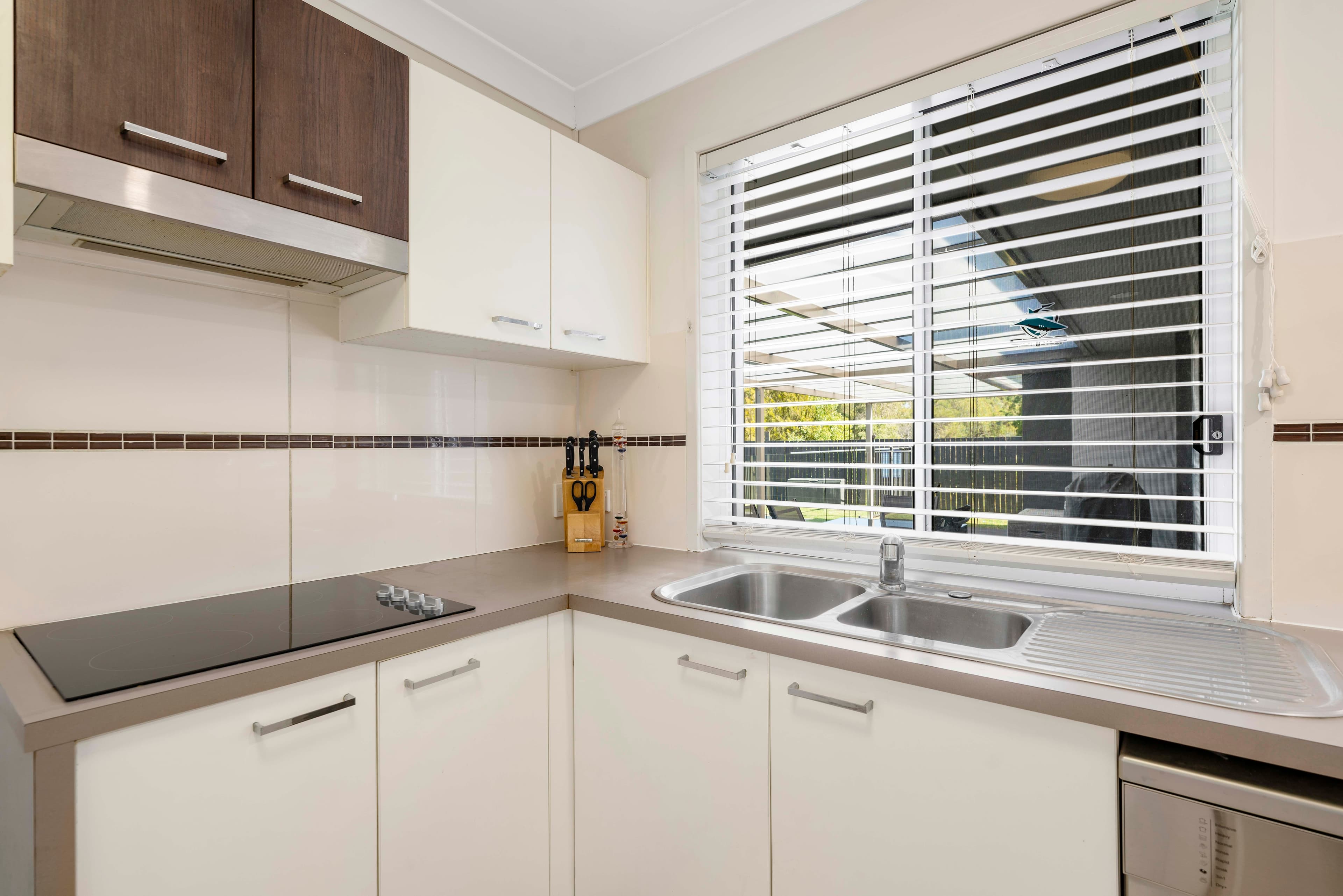 31 Aqua Crescent, Redland Bay, Redland Bay - Thumbnail 6