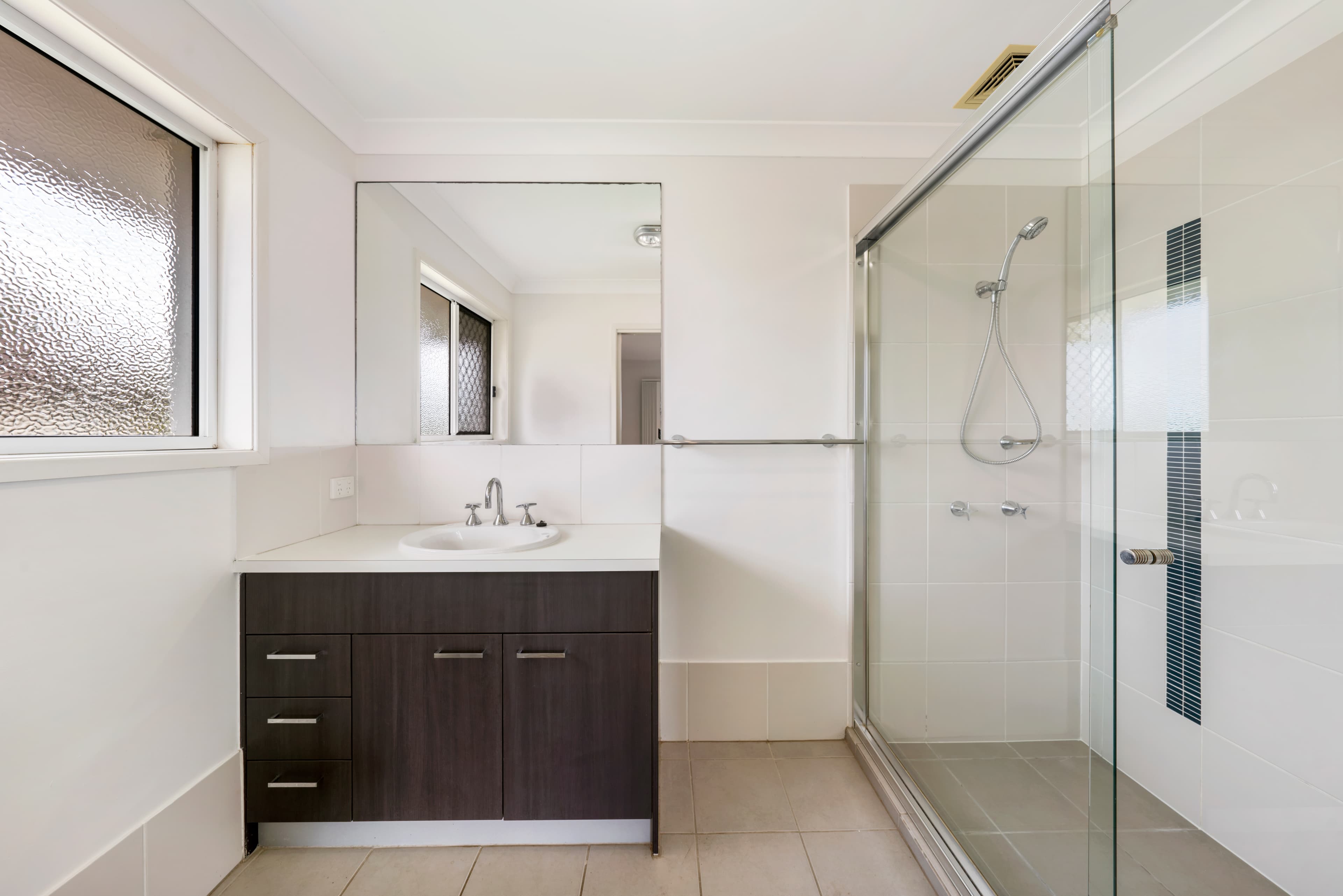 25 Aqua Crescent, Redland Bay, Redland Bay - Thumbnail 6