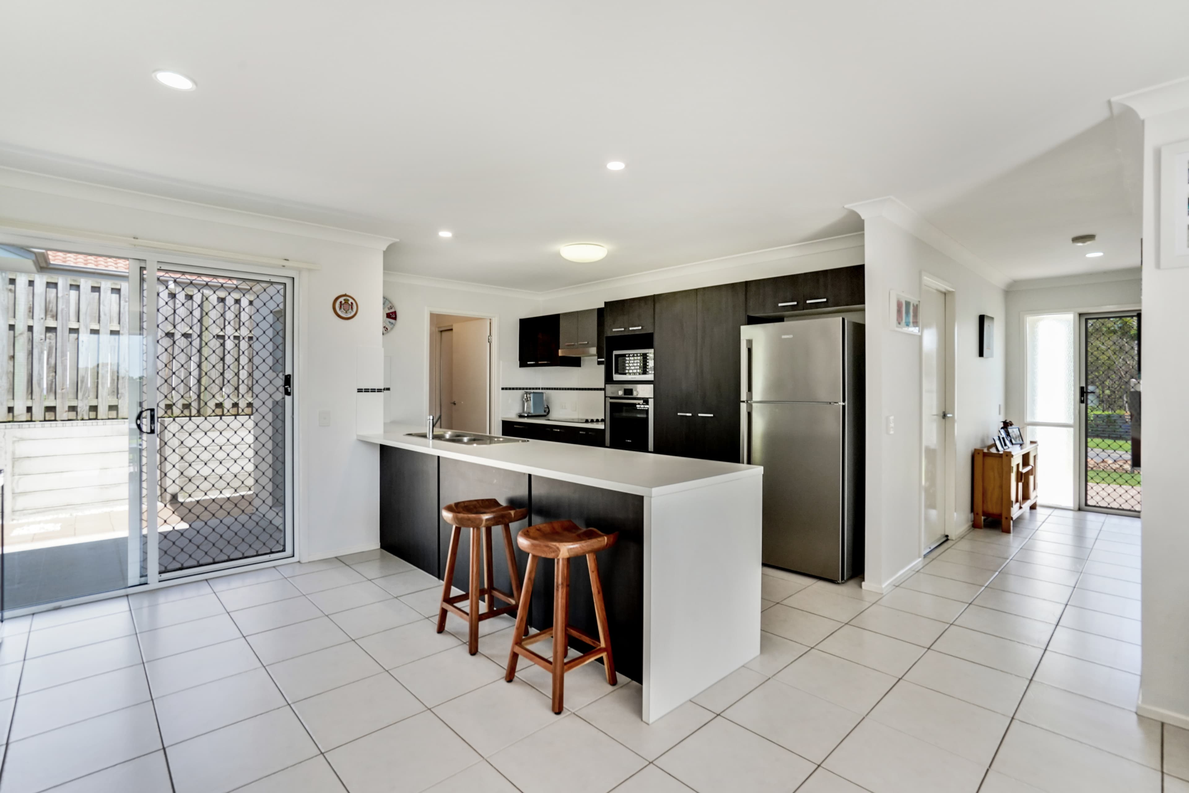 12 Aqua Crescent, Redland Bay, Redland Bay - Thumbnail 3