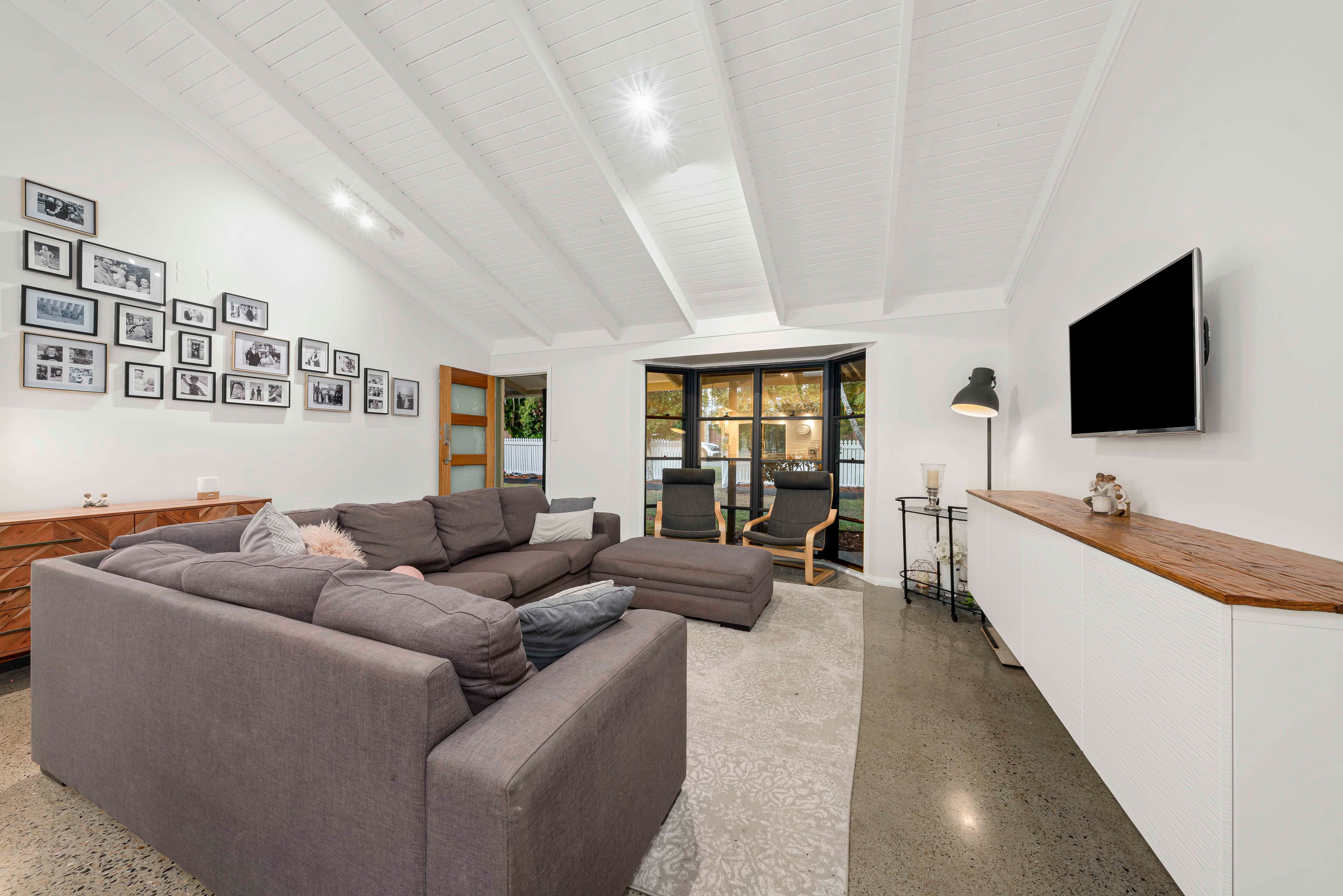 3 Alma Street, Thorneside, Thorneside - Image 1