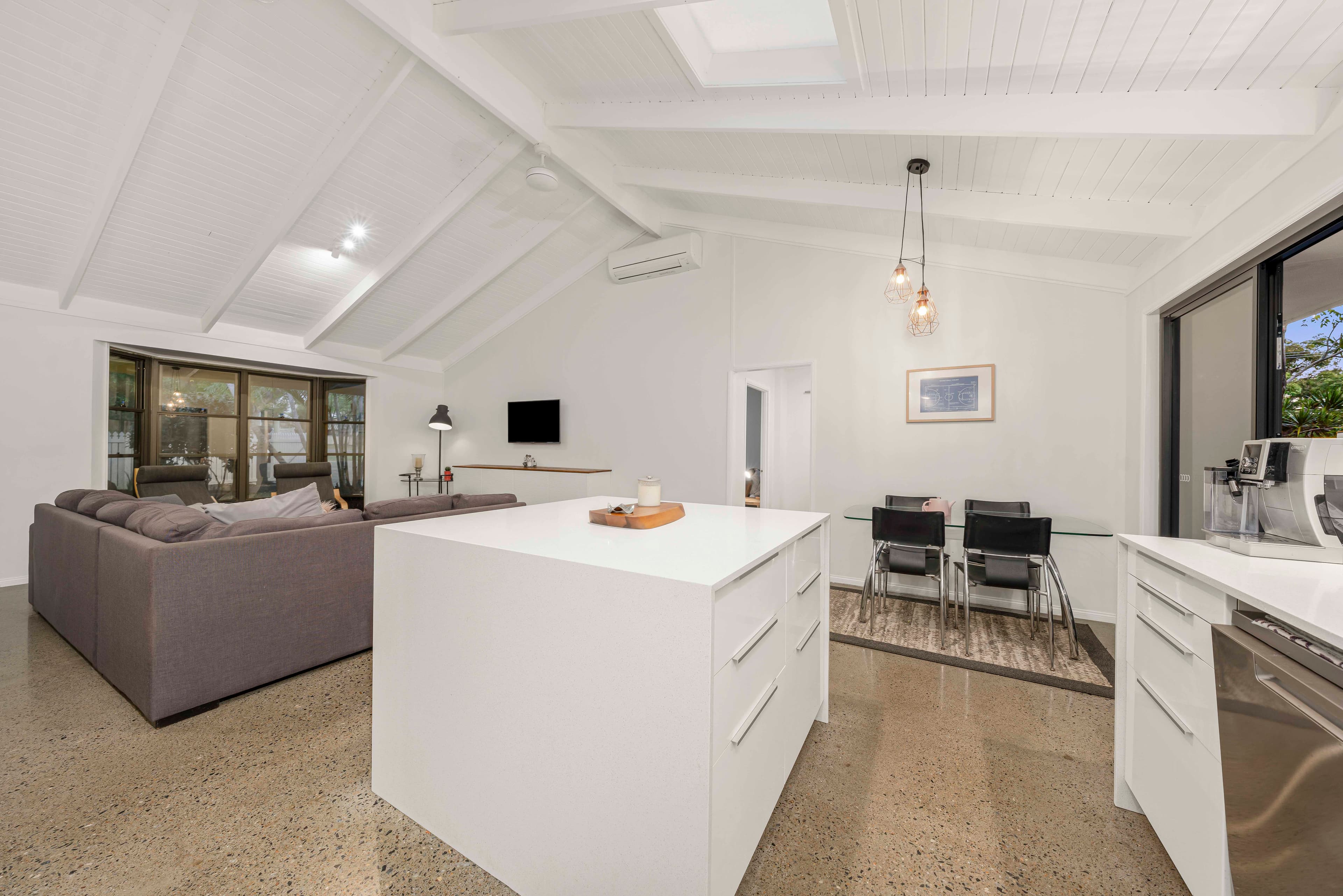 3 Alma Street, Thorneside, Thorneside - Thumbnail 5
