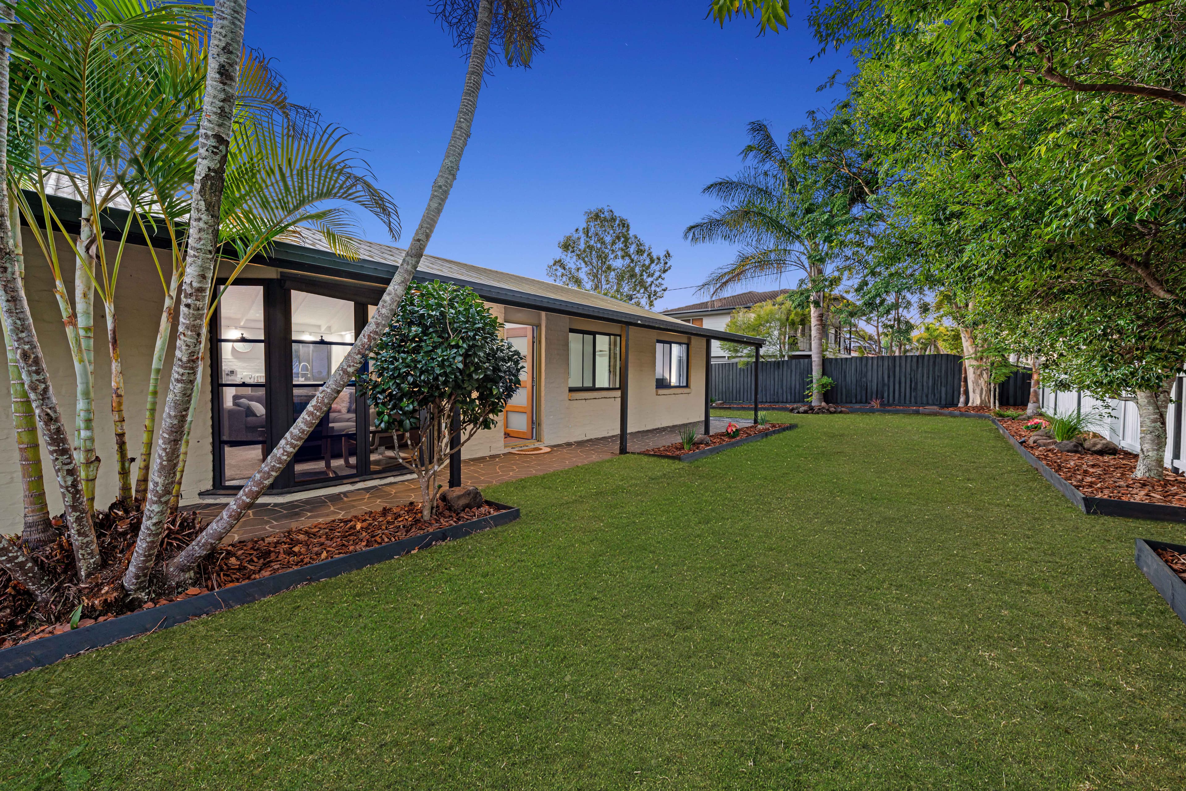 3 Alma Street, Thorneside, Thorneside - Thumbnail 2