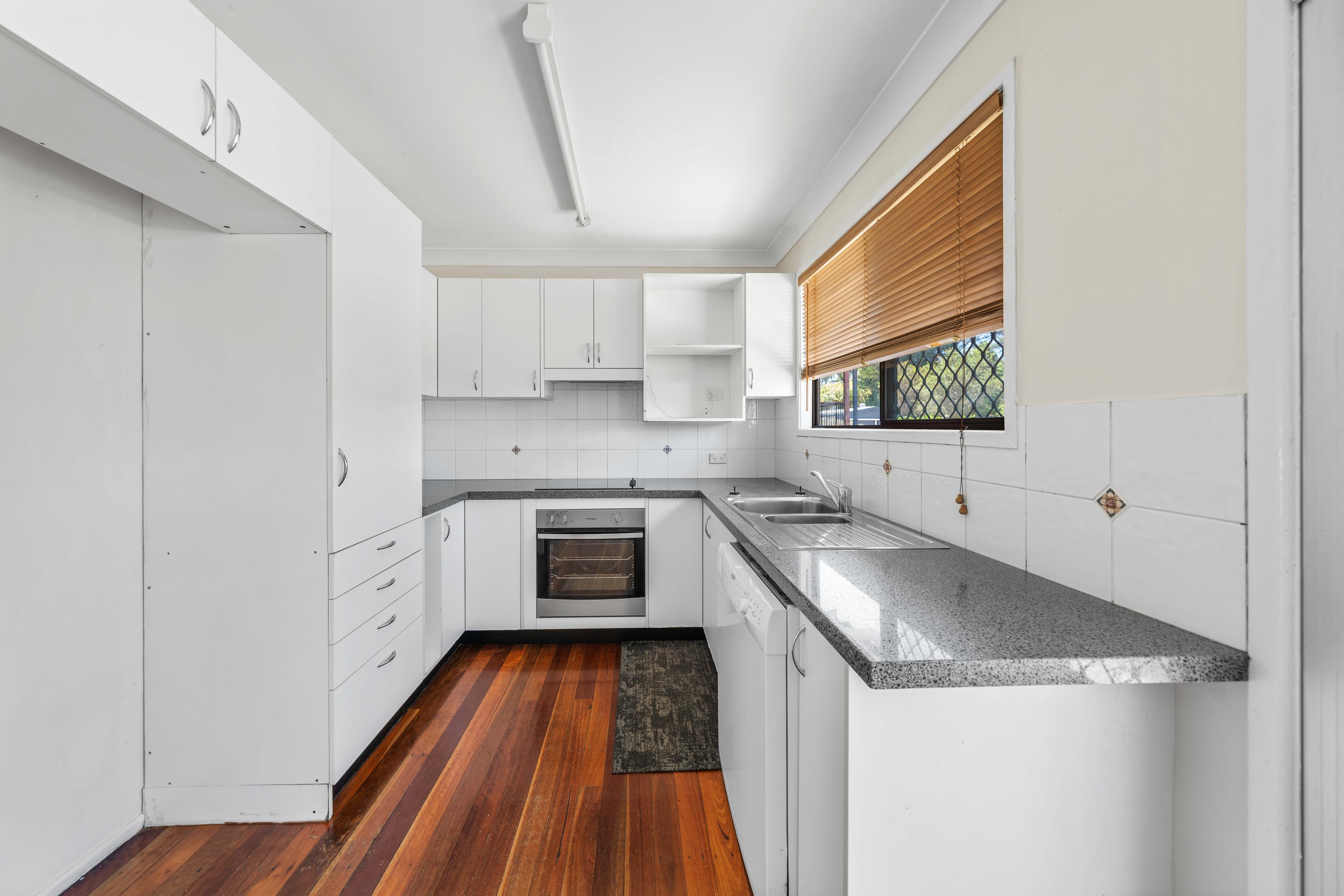 14 Faye Street, Thorneside, Thorneside - Thumbnail 6