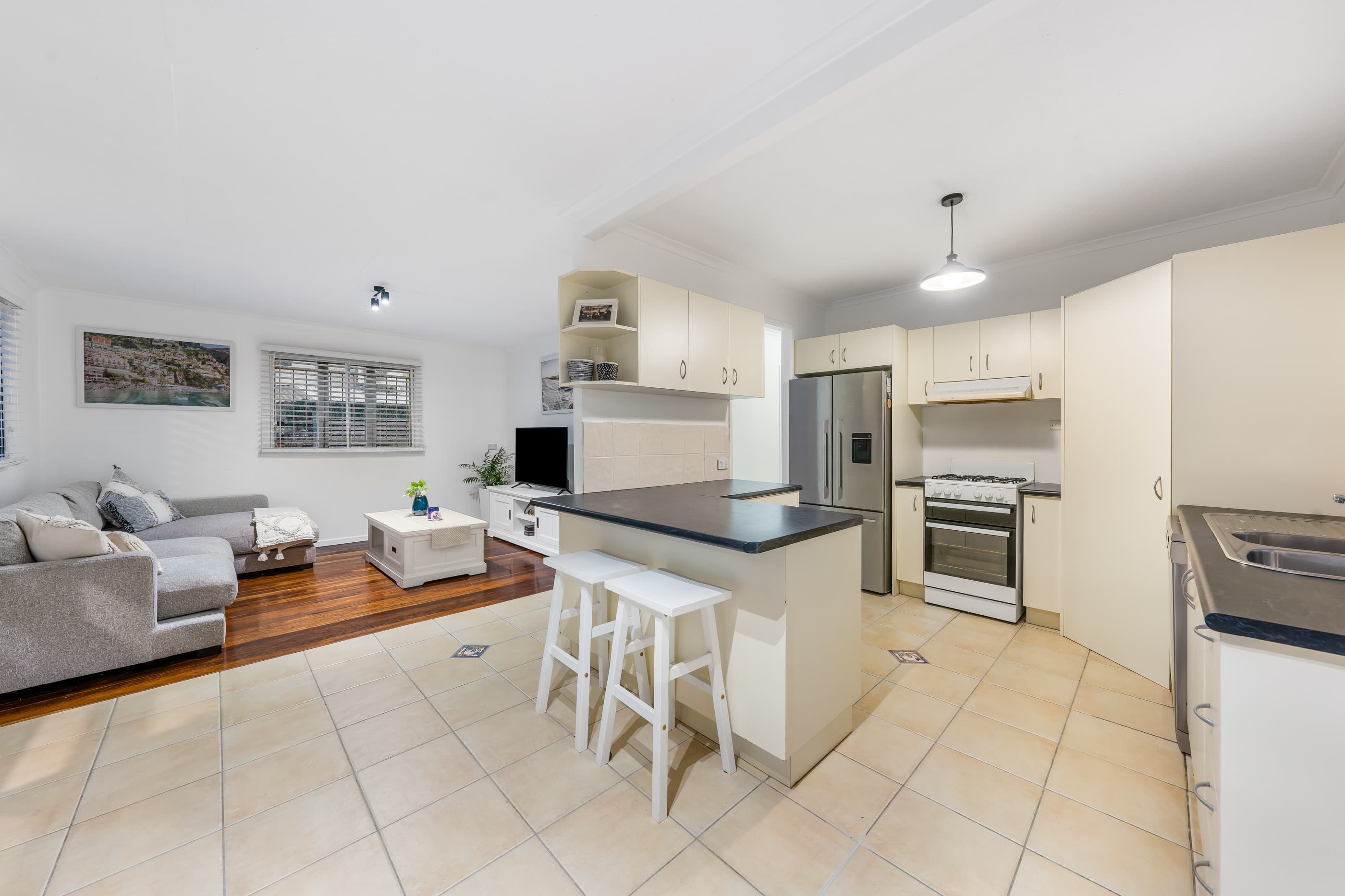 11 Roy Street, Thorneside, Thorneside - Thumbnail 5