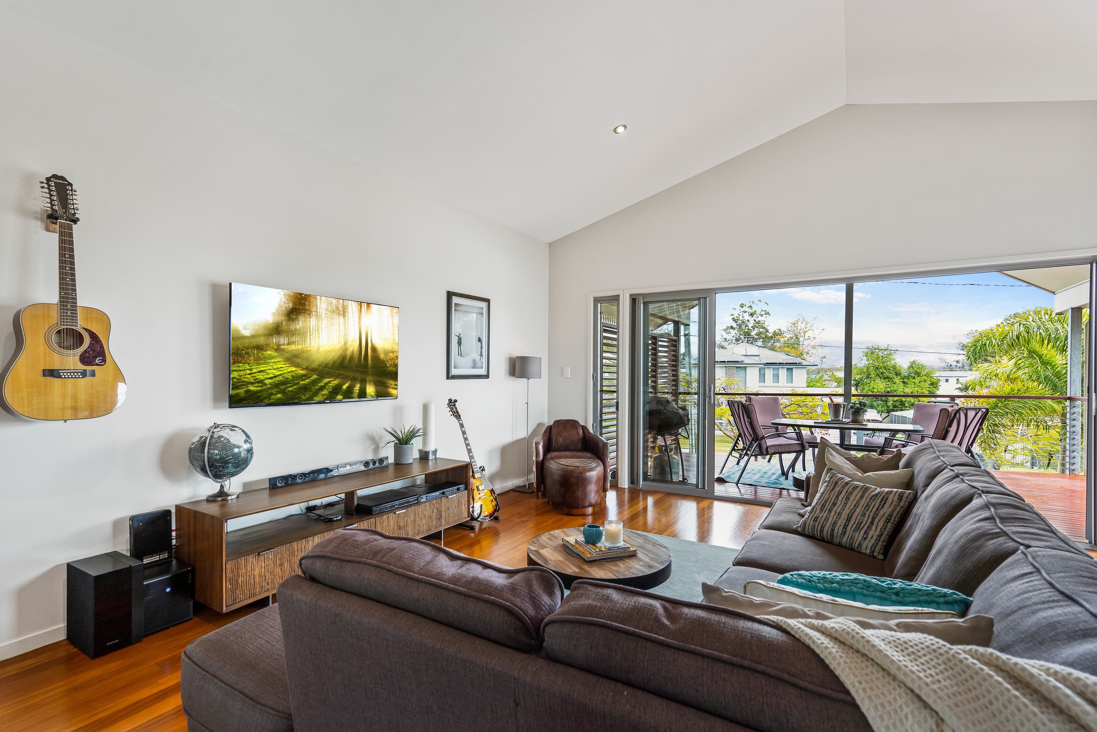 13 Thorneside Road, Thorneside, Thorneside - Thumbnail 8