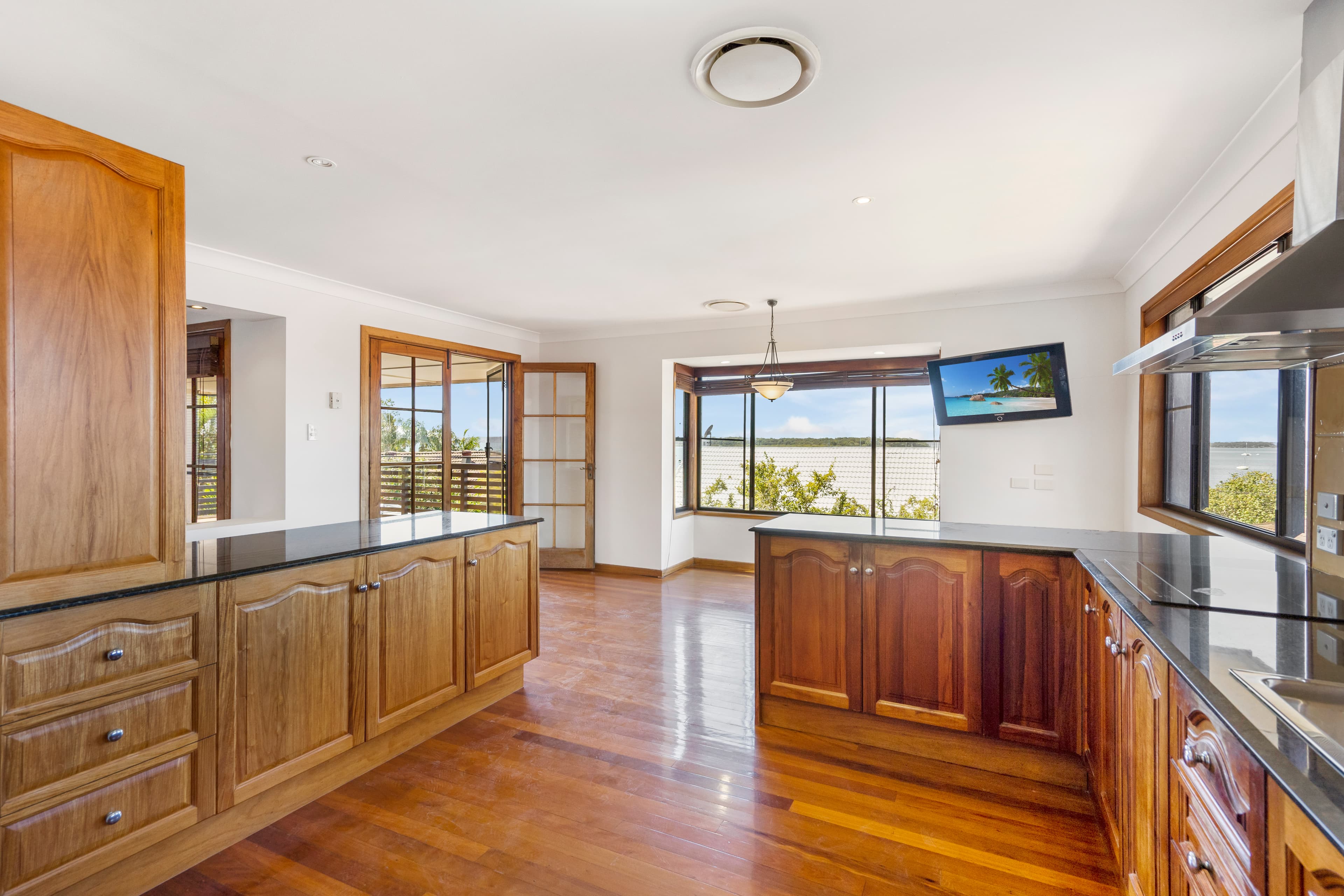 24 Macadamia Street, Victoria Point, Victoria Point - Thumbnail 6