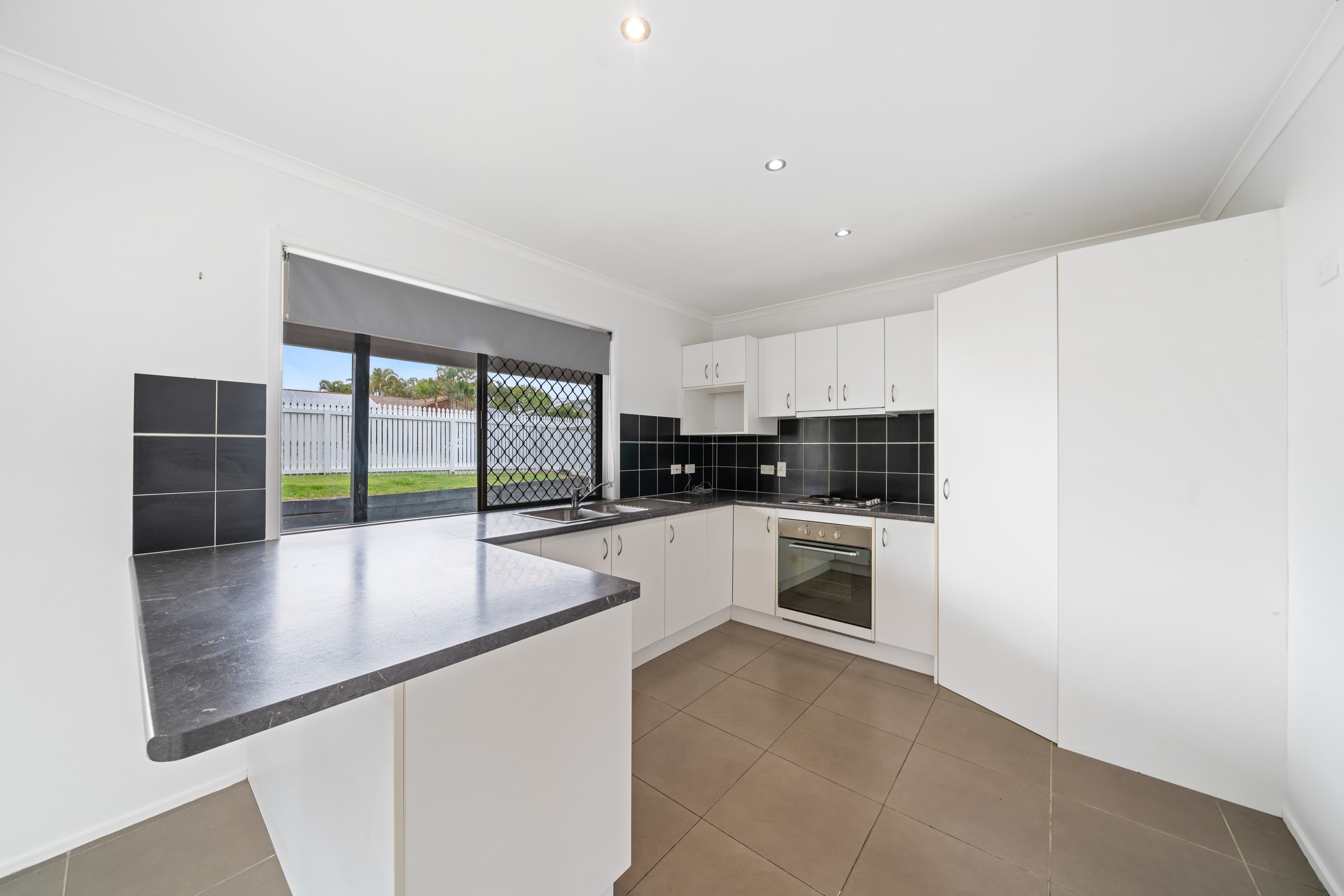 39 Wattle Street, Victoria Point, Victoria Point - Thumbnail 3