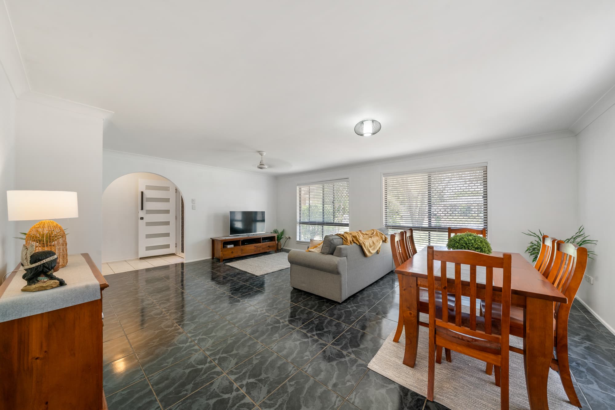 11 Wisteria Court, Victoria Point, Victoria Point - Thumbnail 3