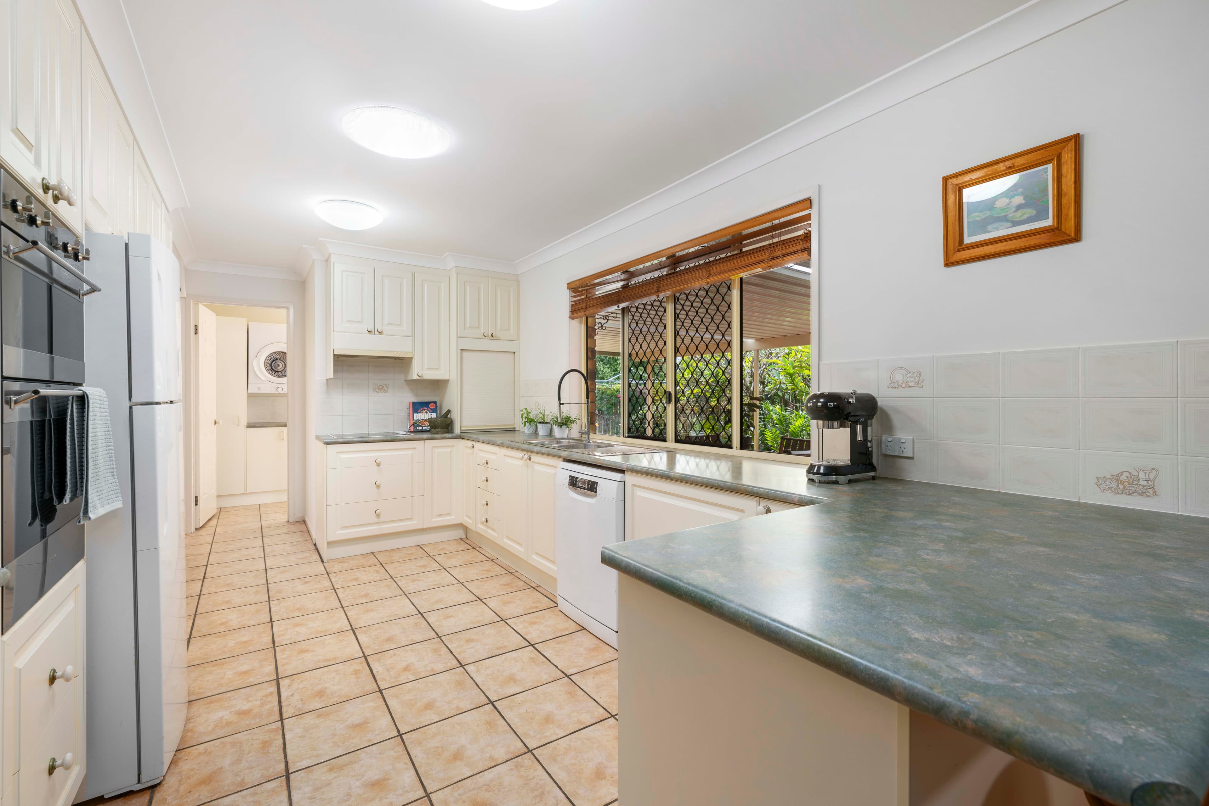 6 Constance Court, Victoria Point, Victoria Point - Thumbnail 6