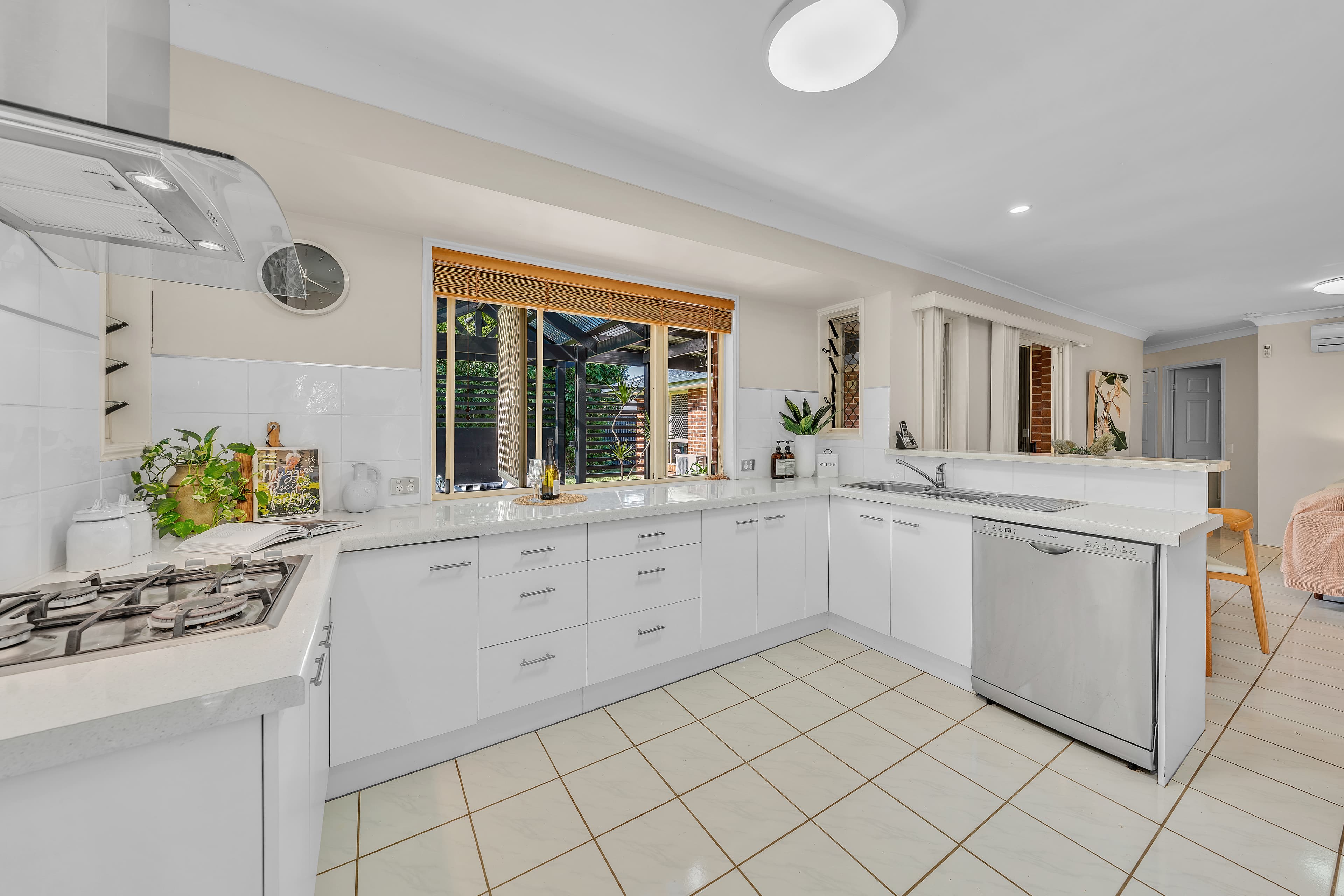 5 Stacey Court, Victoria Point, Victoria Point - Thumbnail 8