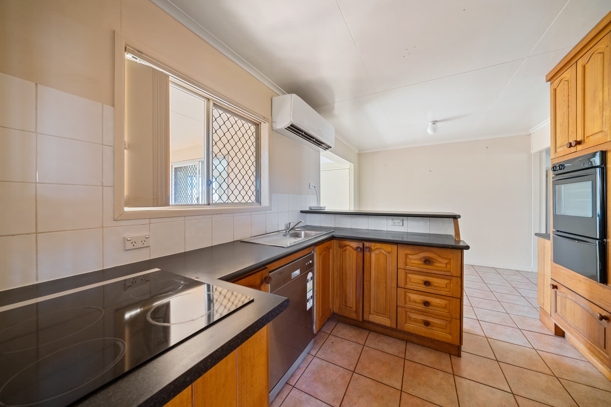 5 Point O'Halloran Road, Victoria Point, Victoria Point - Thumbnail 6