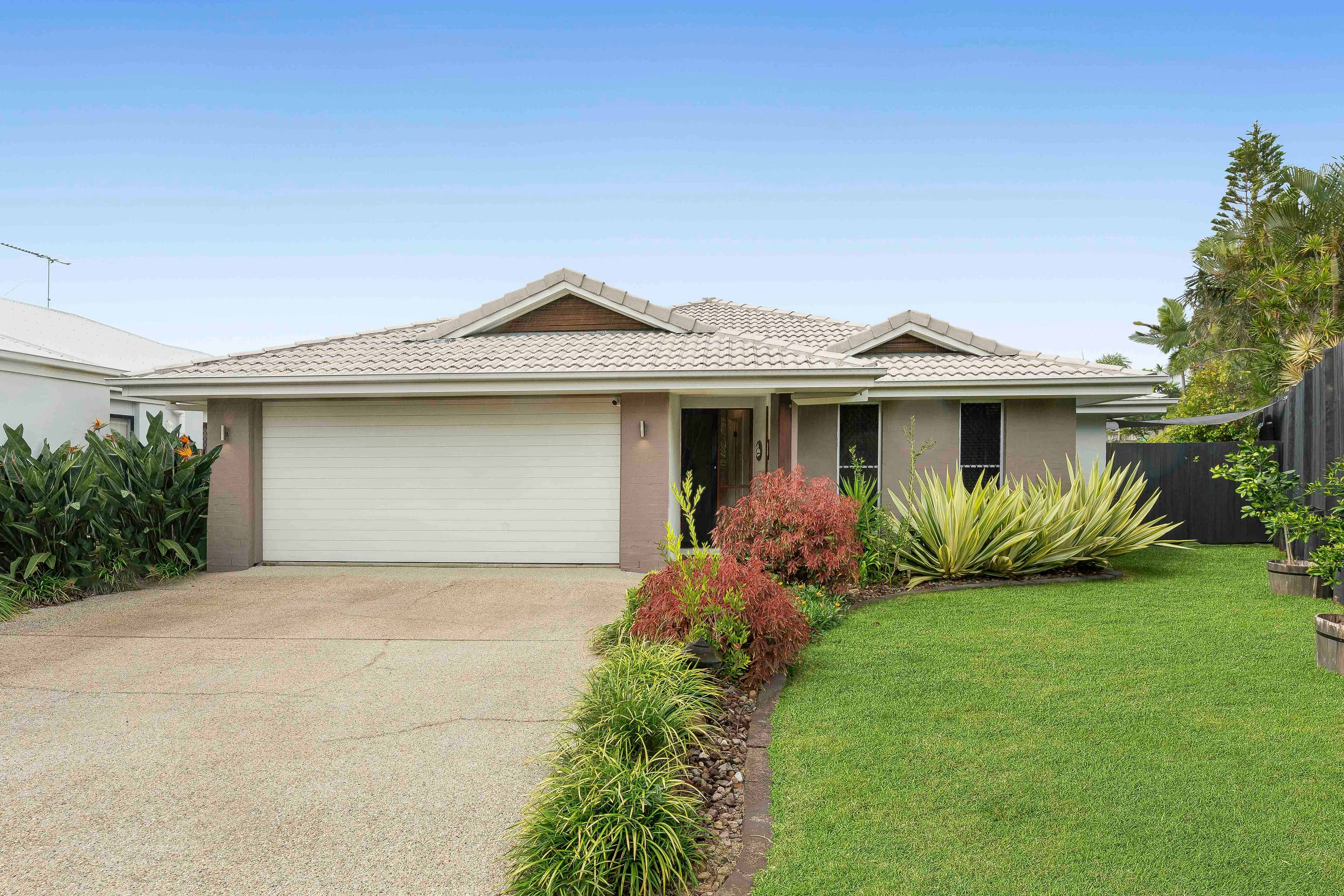 15 Timkelnik Crescent, Victoria Point, Victoria Point - Image 1