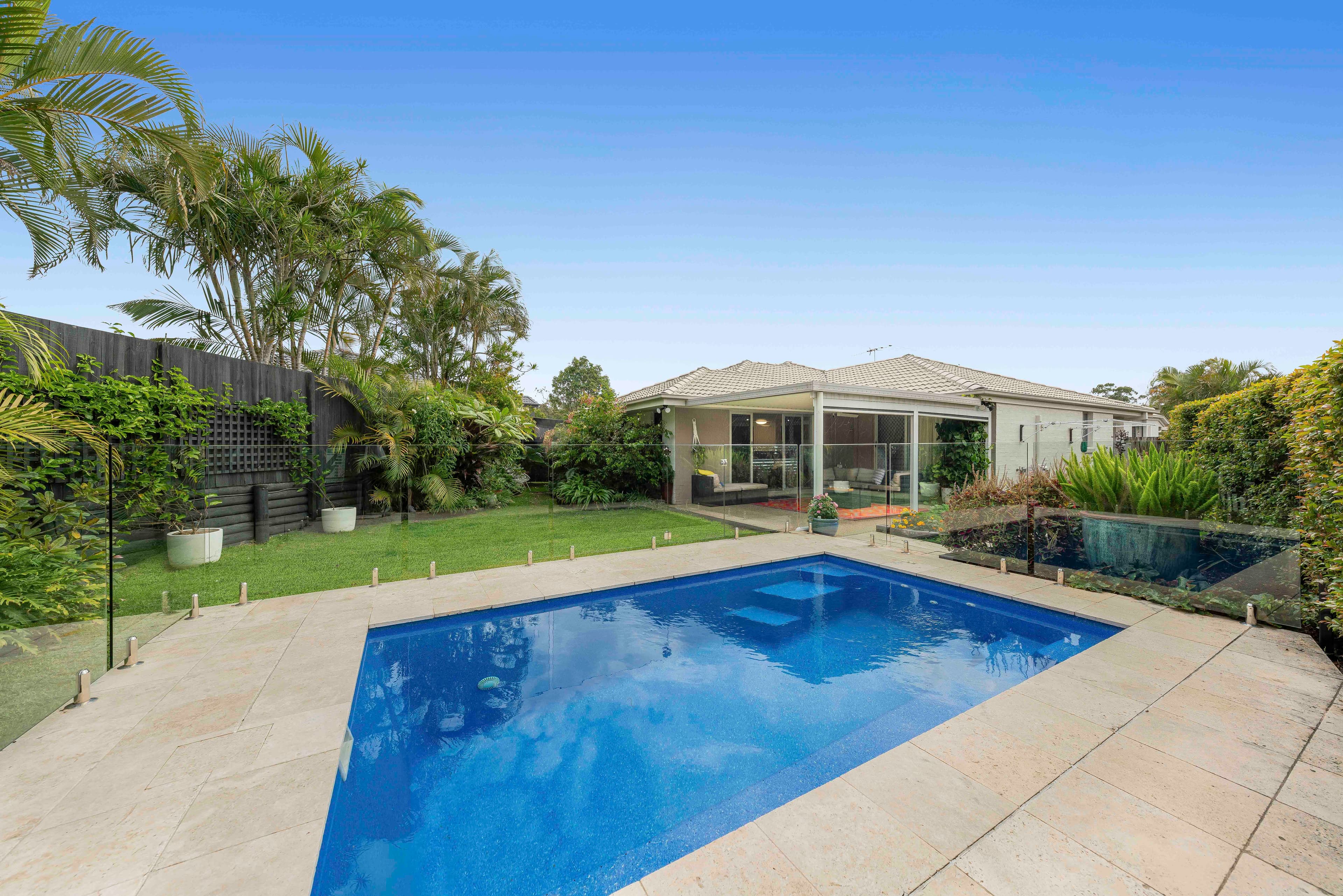 15 Timkelnik Crescent, Victoria Point, Victoria Point - Thumbnail 2