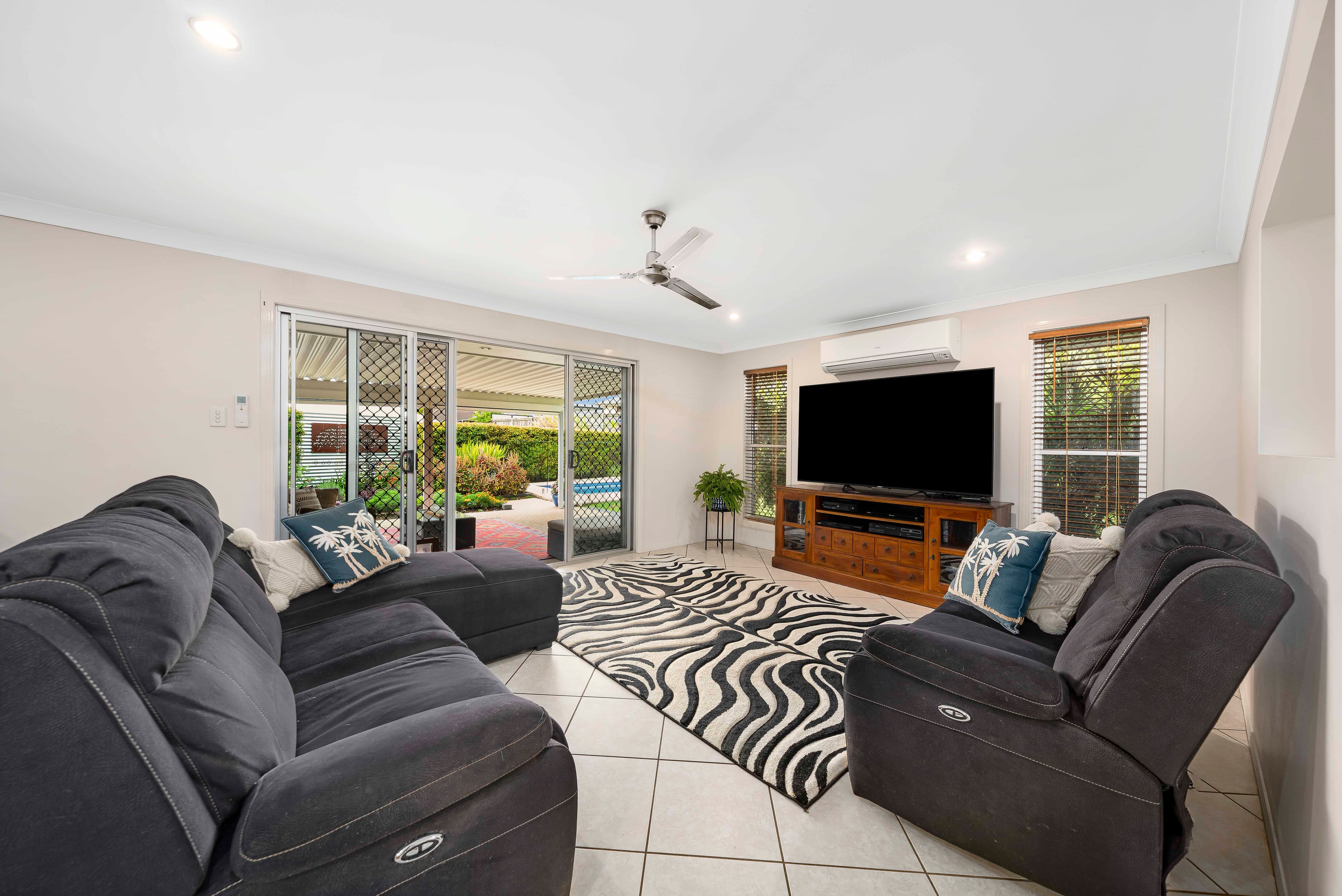 15 Timkelnik Crescent, Victoria Point, Victoria Point - Thumbnail 6