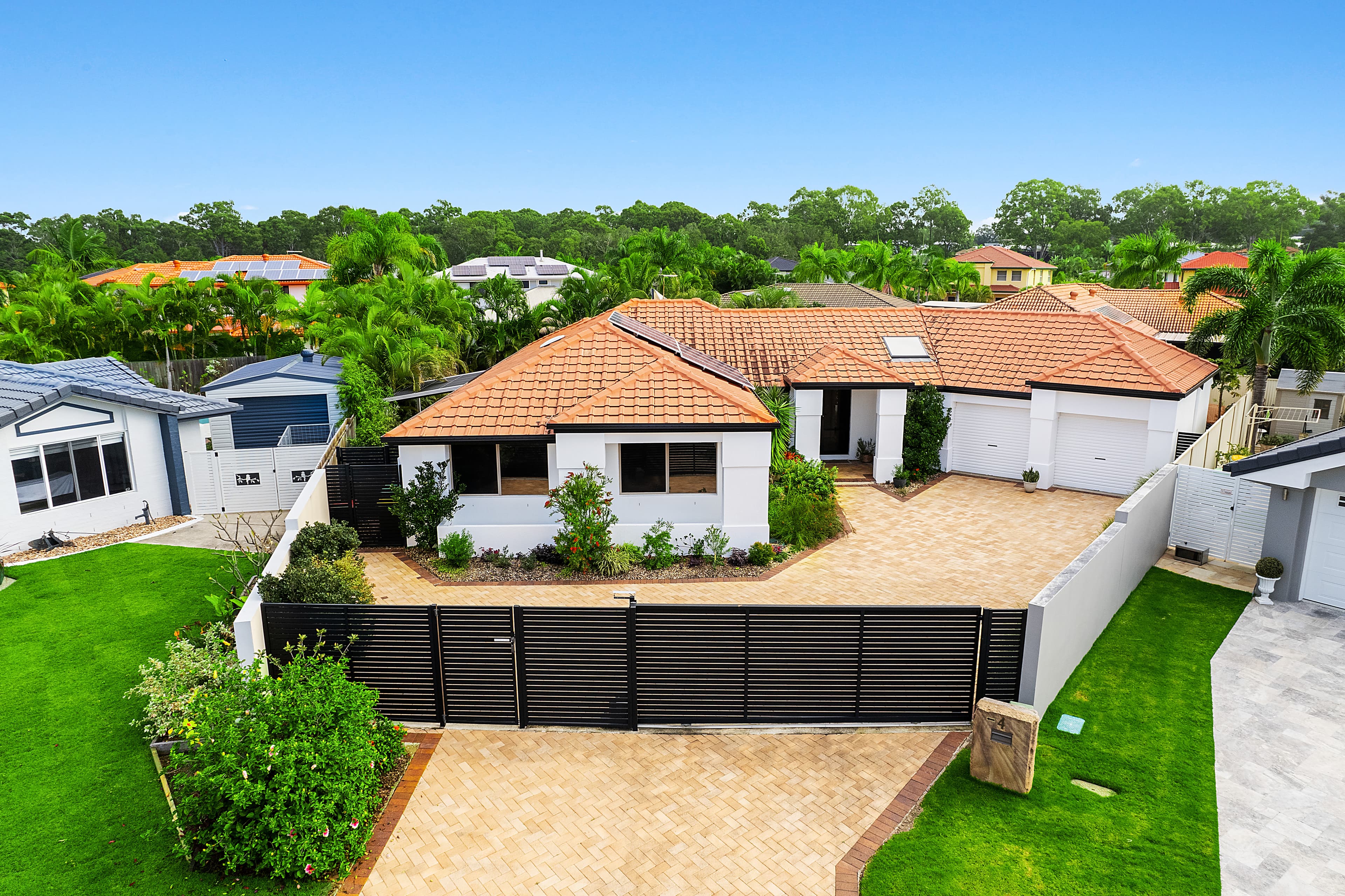 4 Mistral Court, Ormiston, Ormiston - Image 1