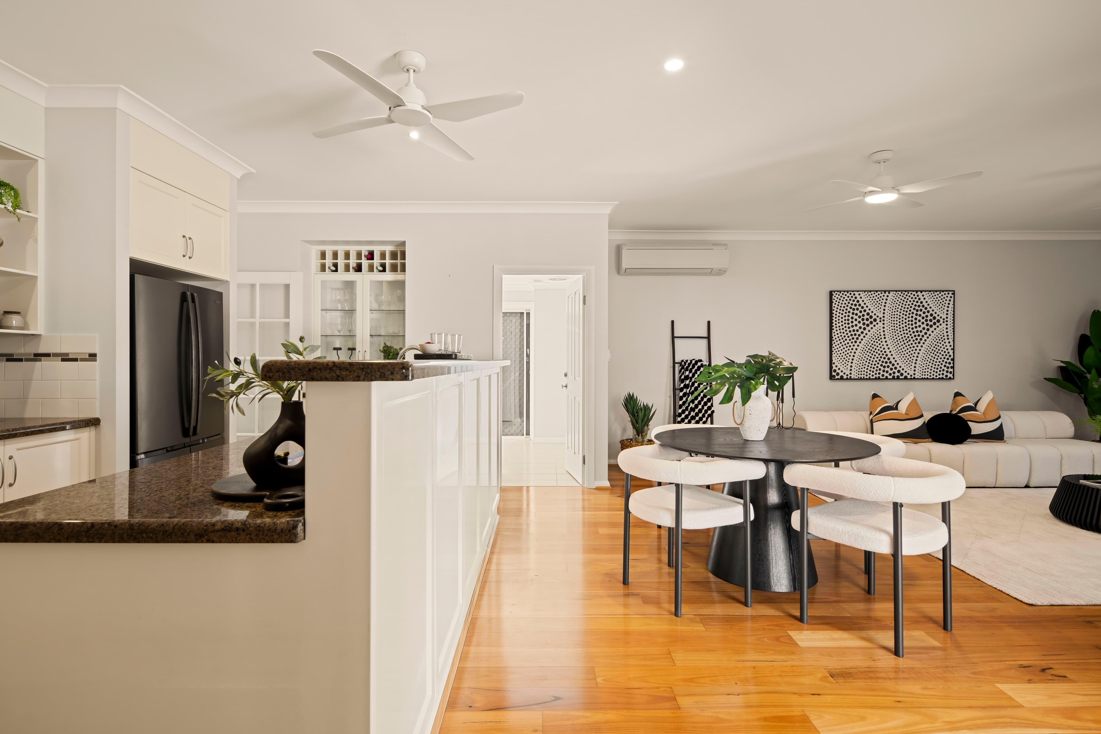 23 Cayman Crescent, Ormiston, Ormiston - Thumbnail 6