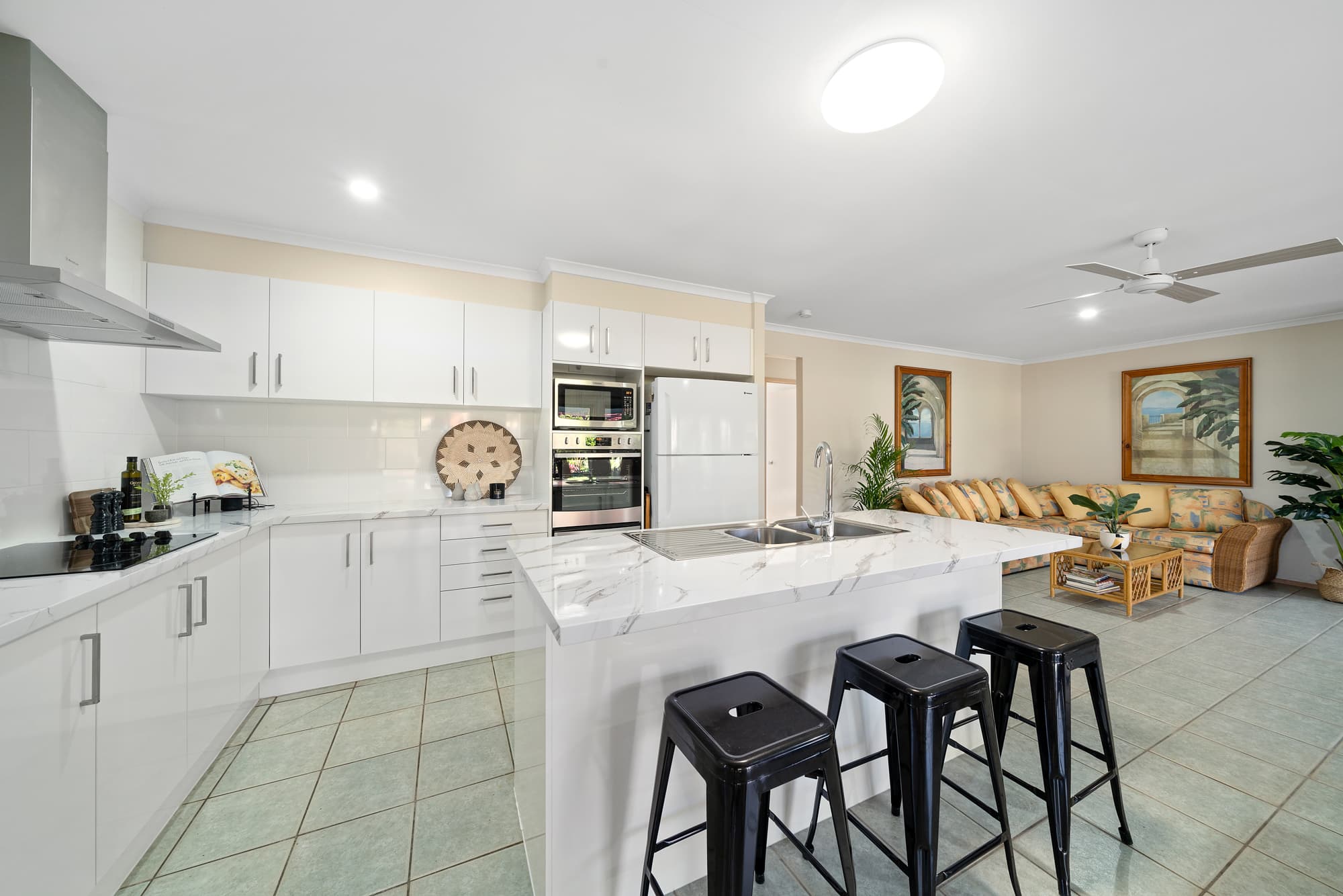 17 Cayman Crescent, Ormiston, Ormiston - Thumbnail 4