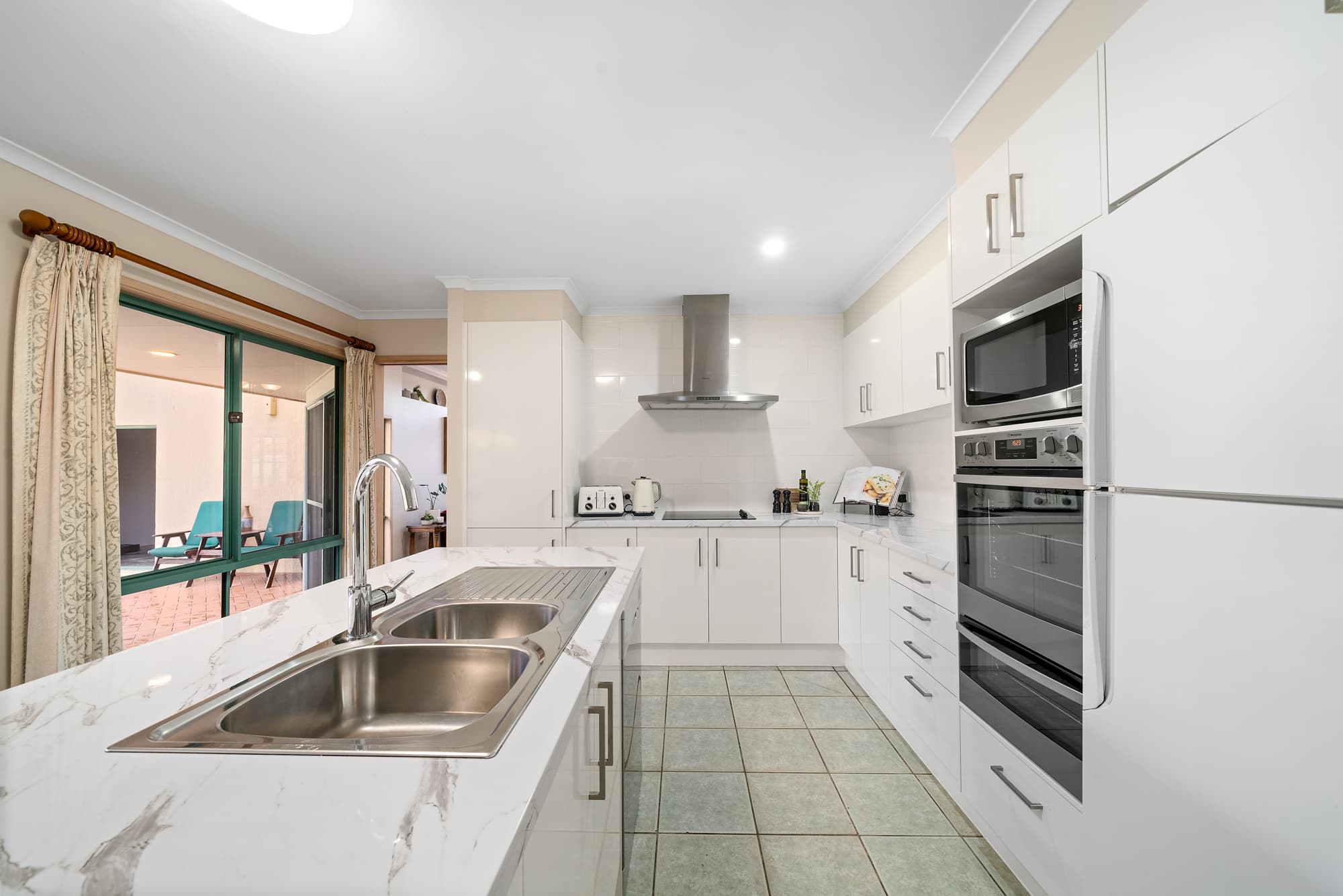 17 Cayman Crescent, Ormiston, Ormiston - Thumbnail 5