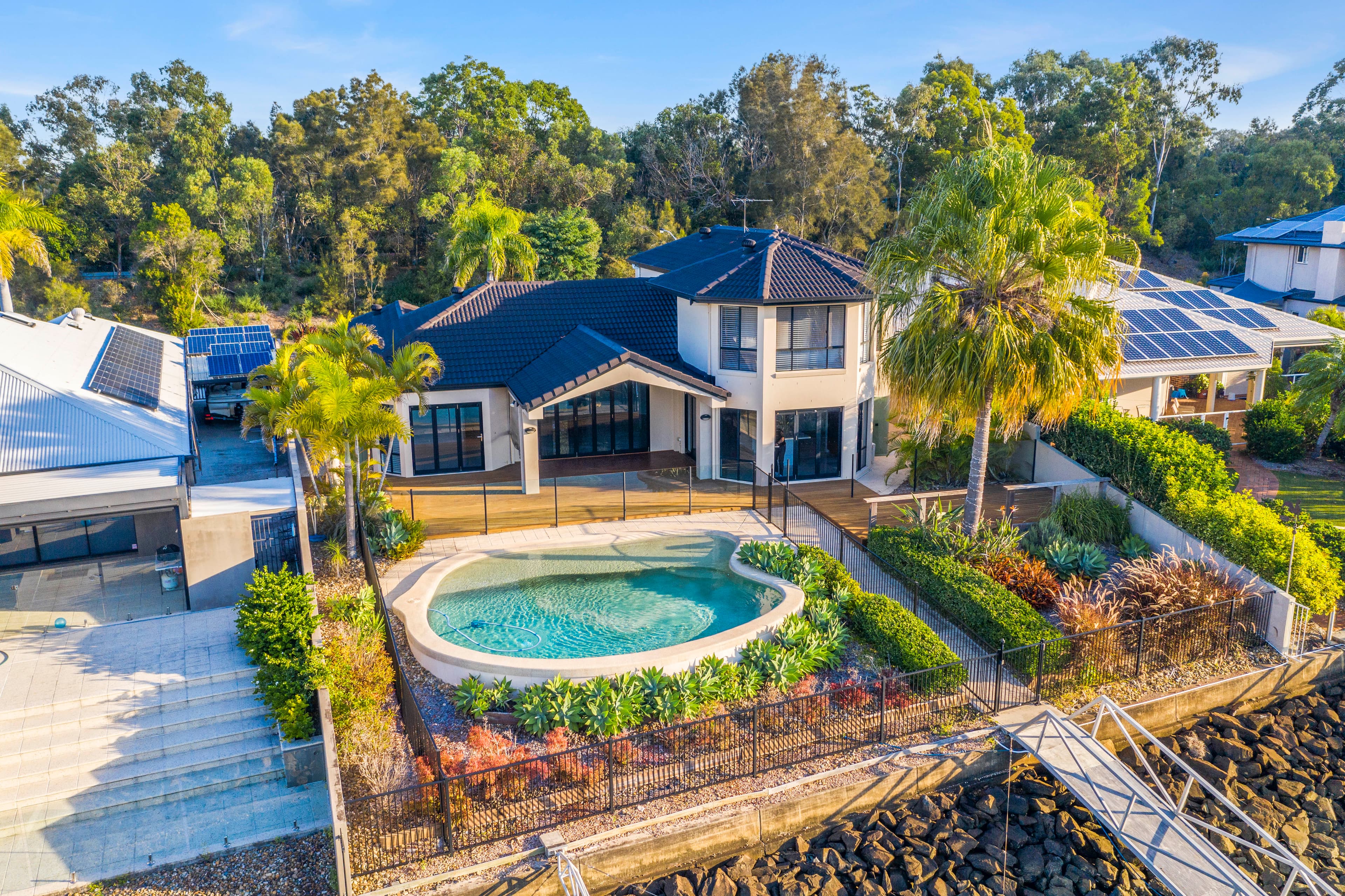 38 Nautilus Drive, Raby Bay, Raby Bay - Thumbnail 2