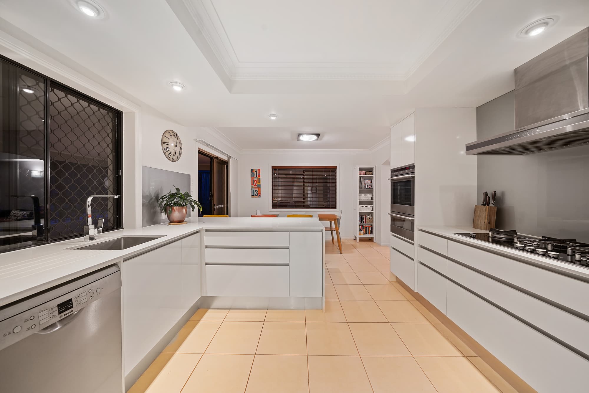254 Wellington Street, Ormiston, Ormiston - Thumbnail 3