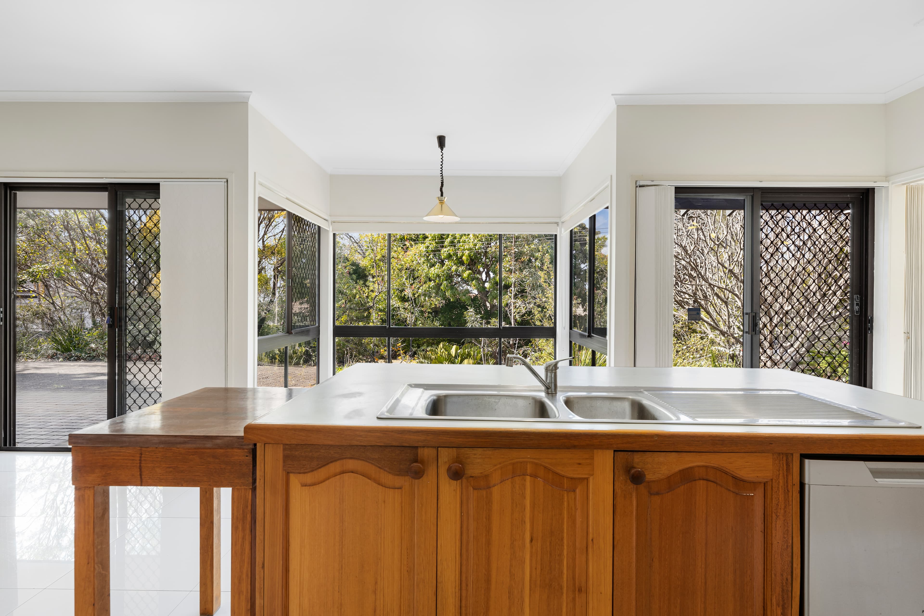 23 Bainbridge Street, Ormiston, Ormiston - Thumbnail 5