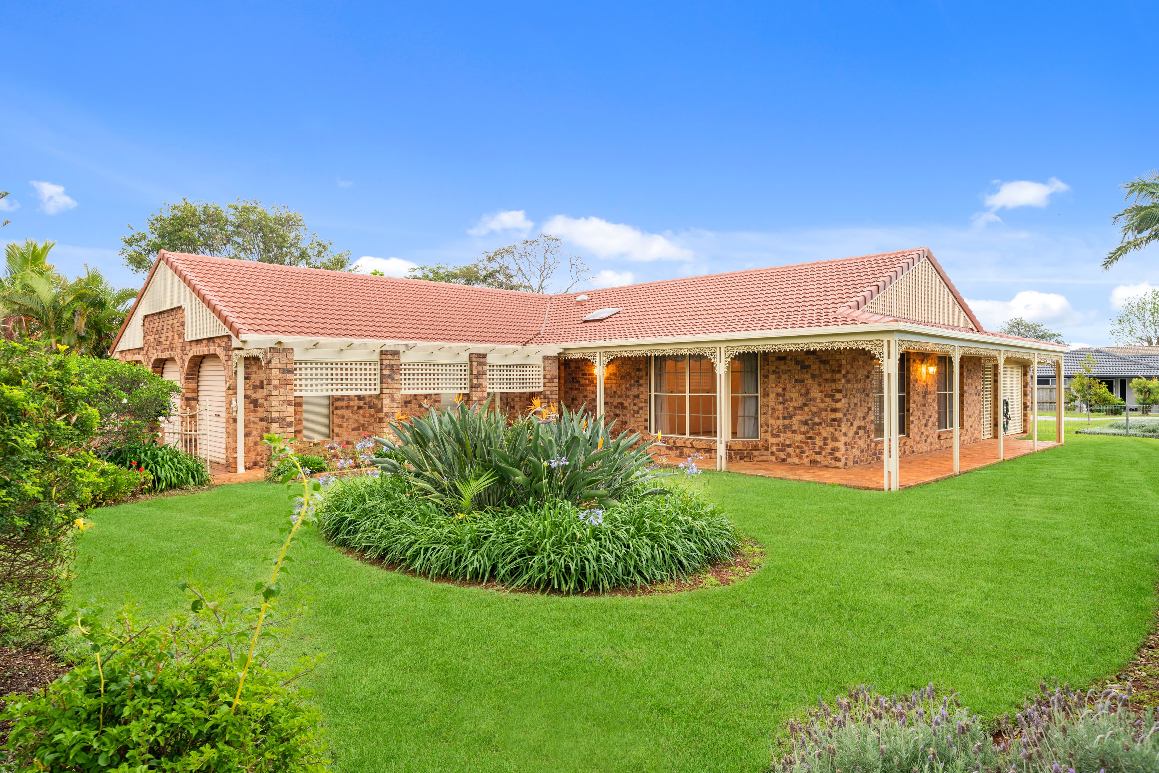 8 Clearwater Street, Ormiston, Ormiston - Image 1