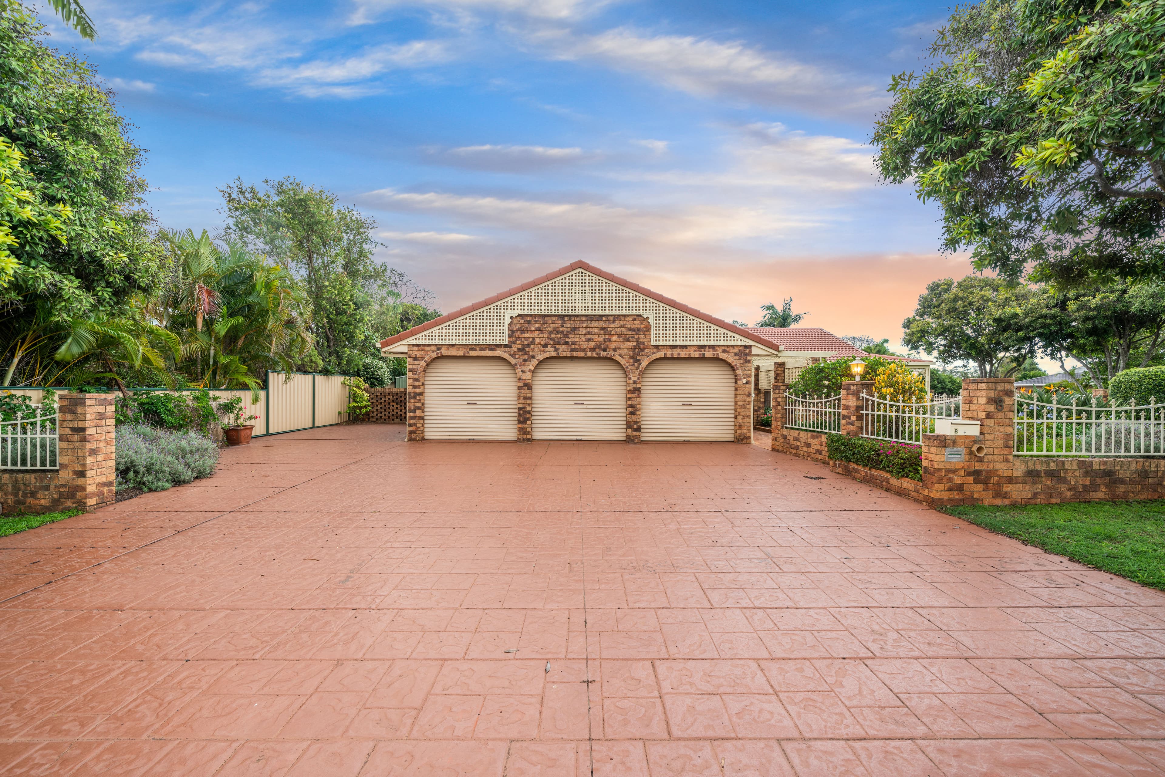 8 Clearwater Street, Ormiston, Ormiston - Thumbnail 3