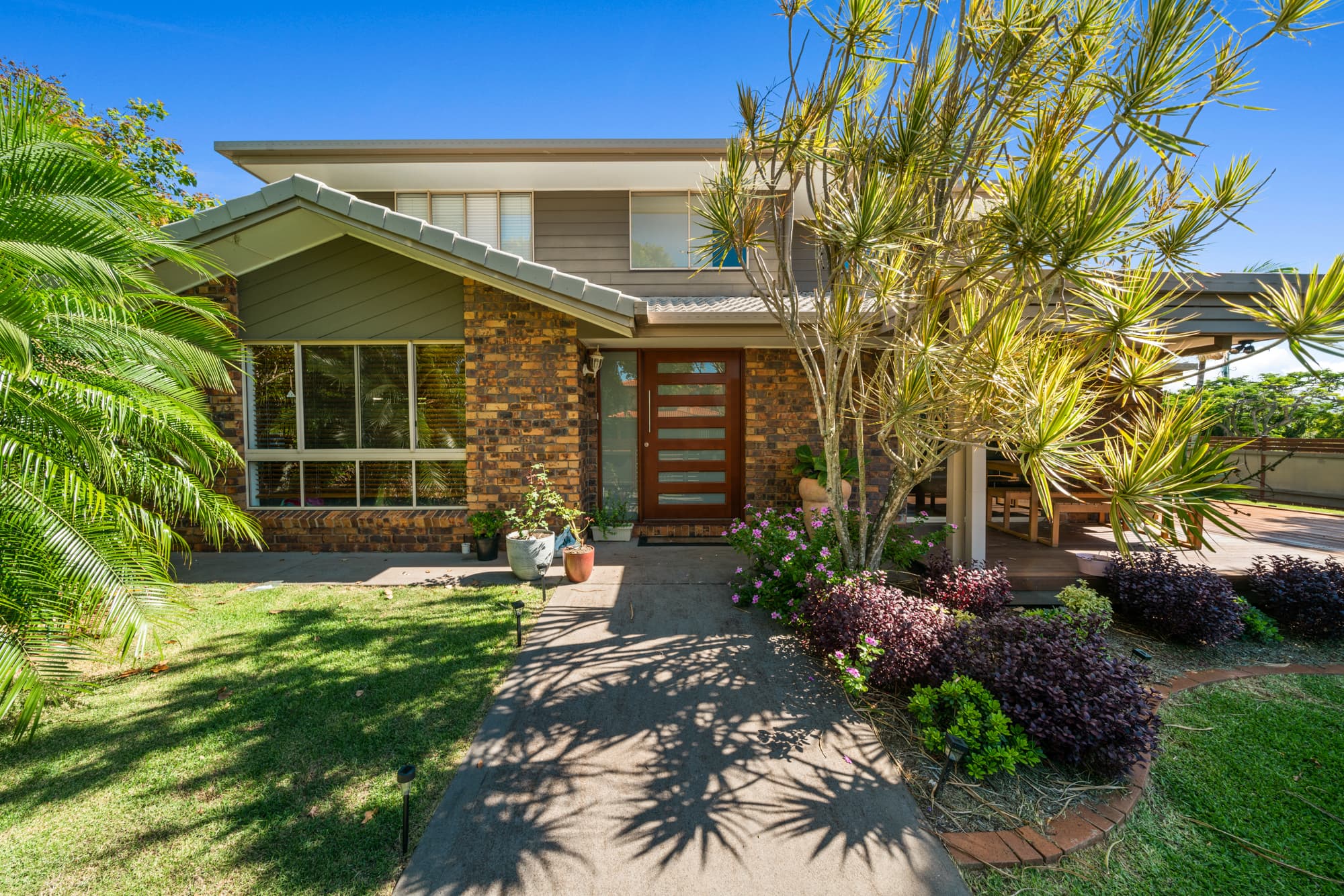 1 Clearwater Street, Ormiston, Ormiston - Image 1