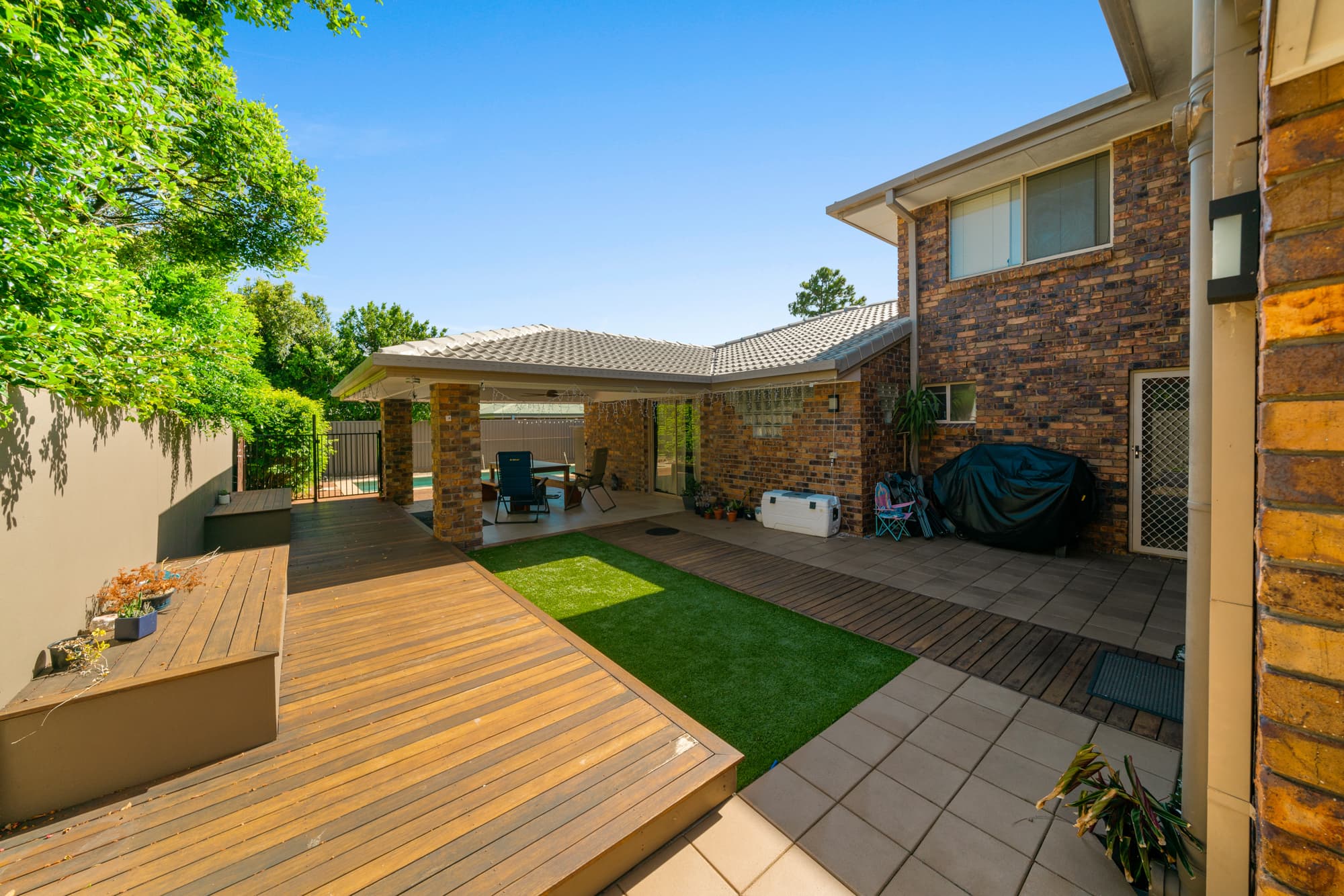 1 Clearwater Street, Ormiston, Ormiston - Thumbnail 4