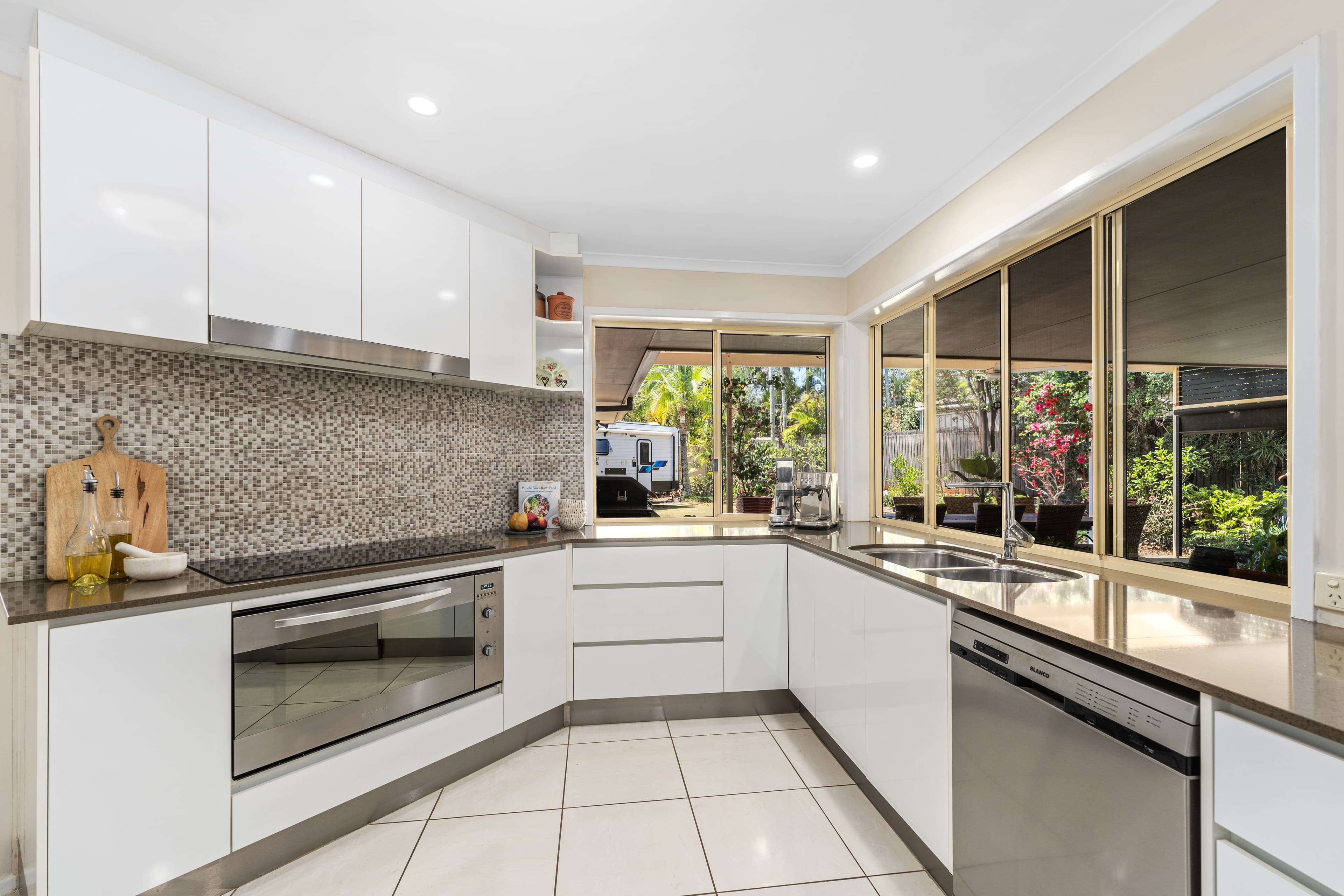 16 MacKenzie Street, Ormiston, Ormiston - Thumbnail 5
