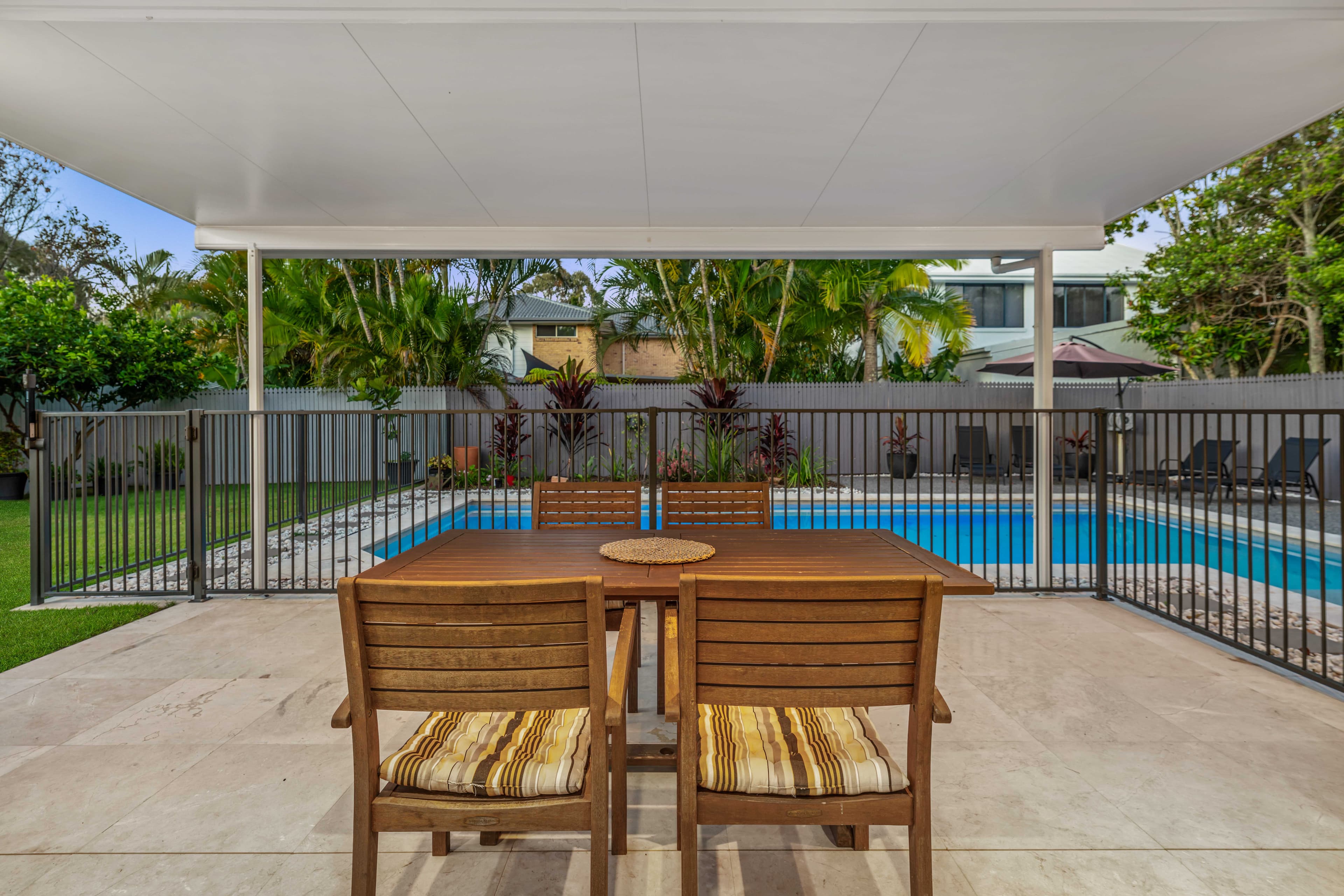 5 Darcelle Place, Ormiston, Ormiston - Thumbnail 3