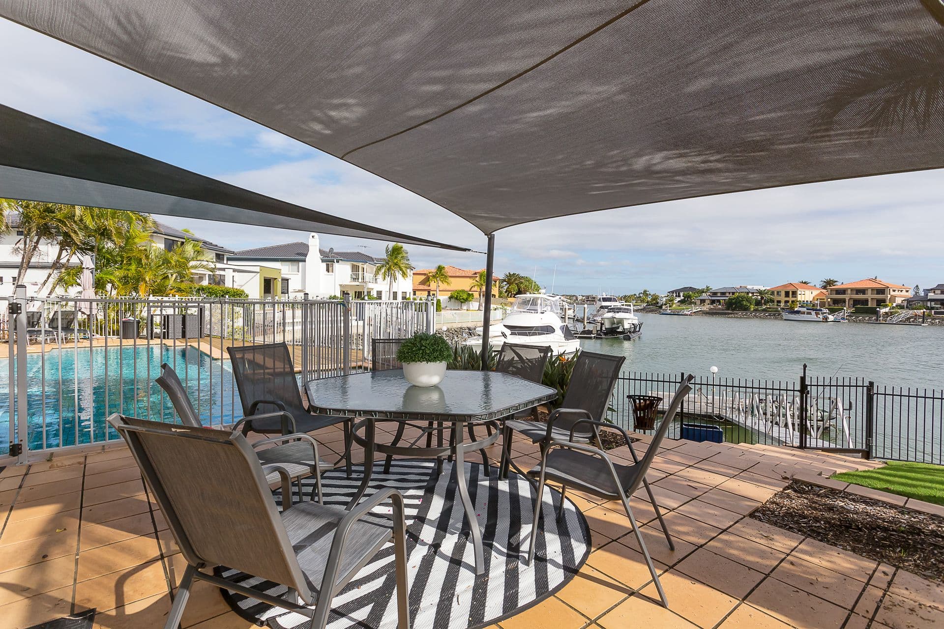 4 Raby Bay Boulevard, Raby Bay, Raby Bay - Thumbnail 4