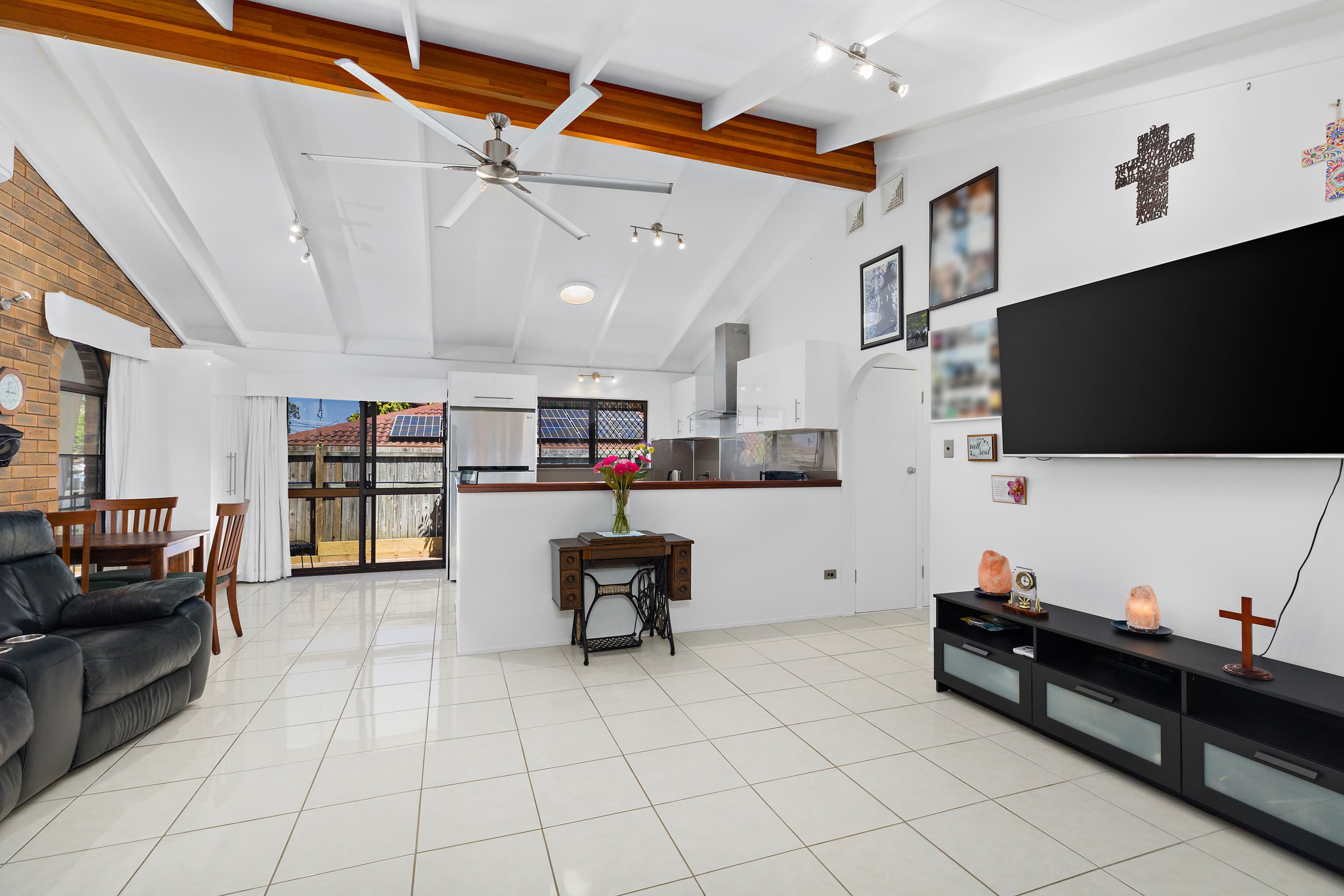 19 Laurette Avenue, Thornlands, Thornlands - Thumbnail 3