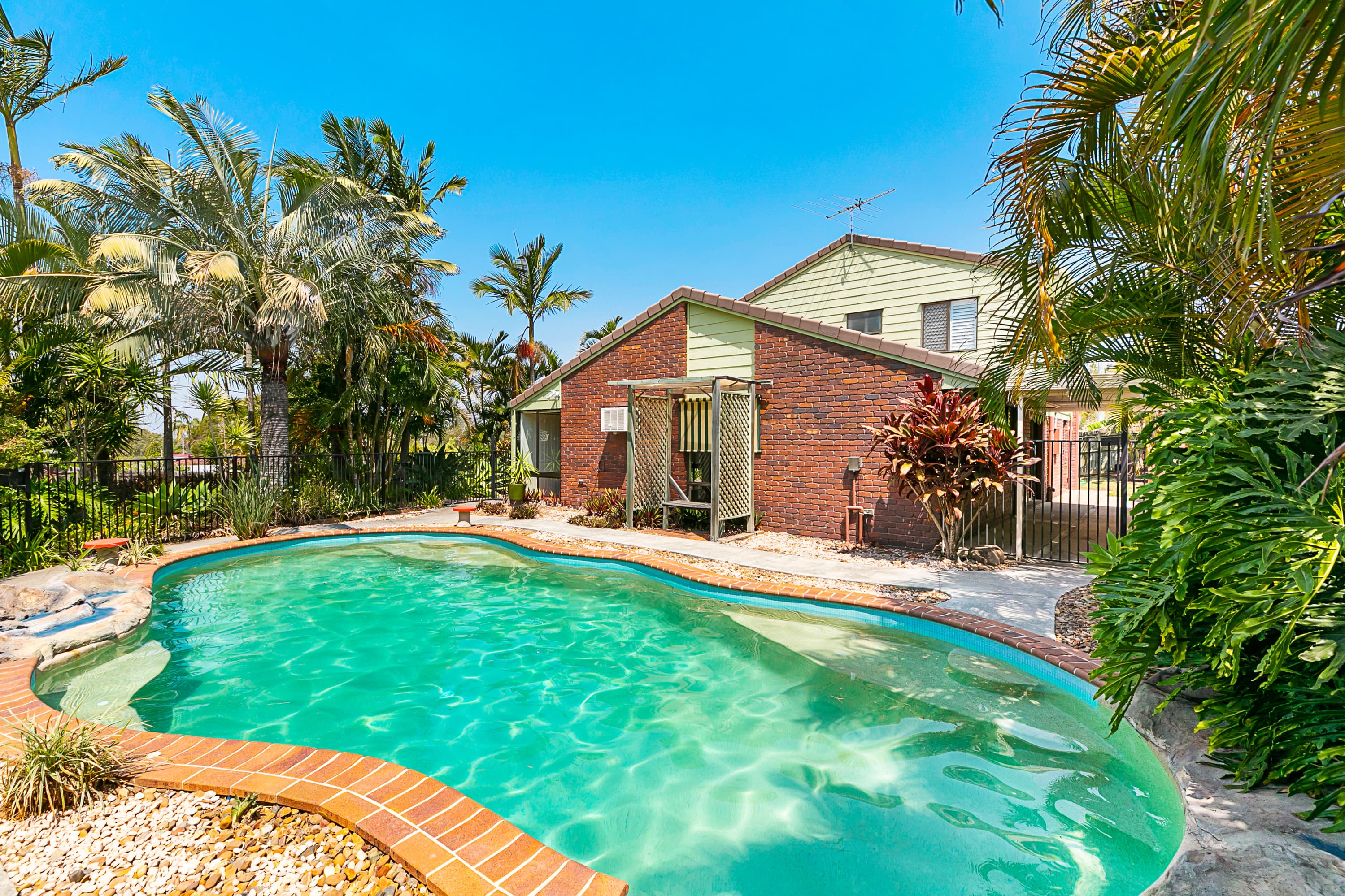 18 Abbotsleigh Street, Thornlands, Thornlands - Thumbnail 4