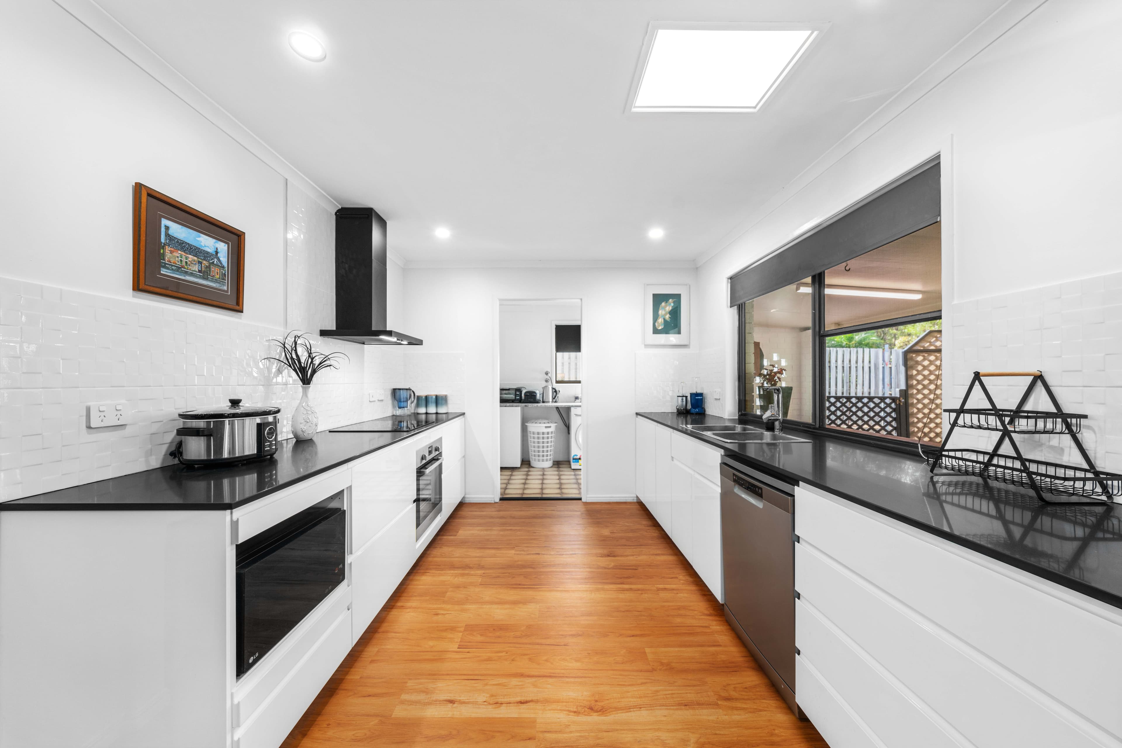 12 Monterey Avenue, Thornlands, Thornlands - Thumbnail 4