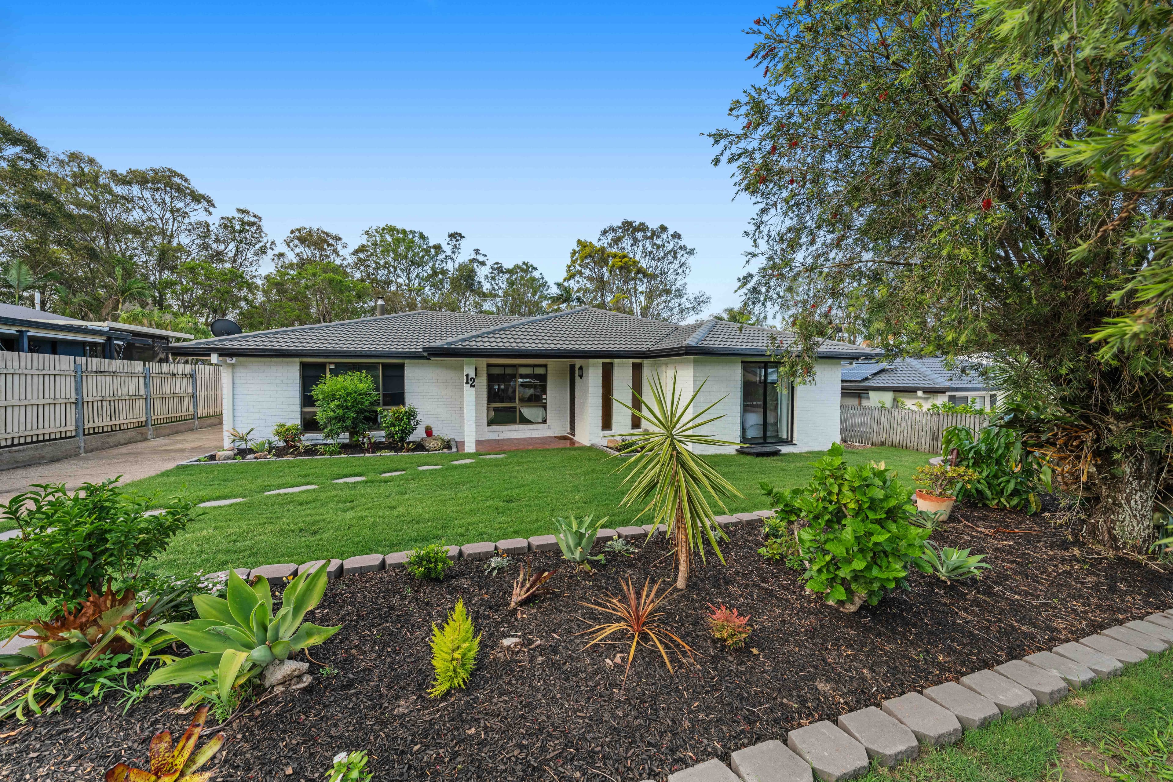 12 Monterey Avenue, Thornlands, Thornlands - Thumbnail 2
