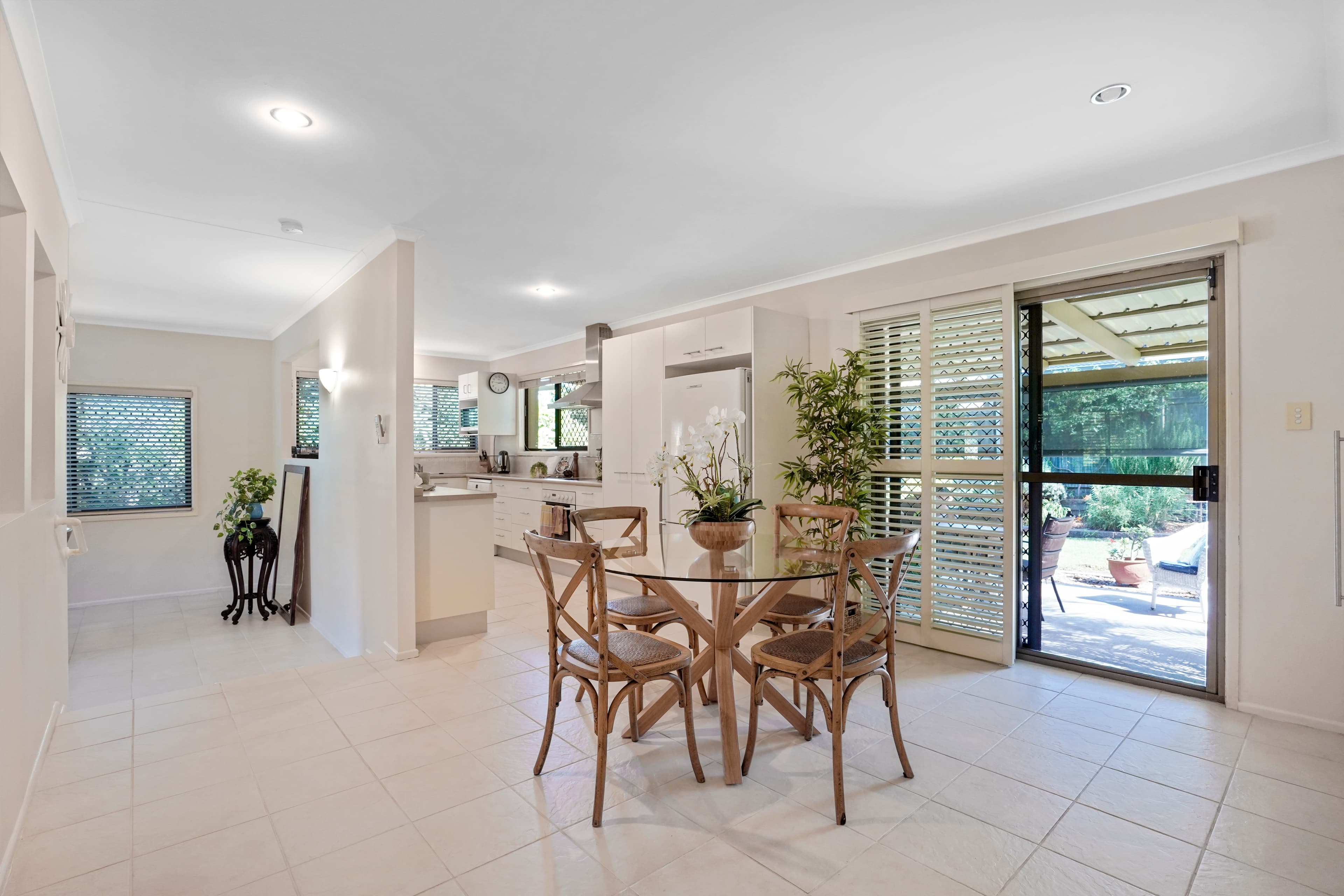 9 Monterey Avenue, Thornlands, Thornlands - Thumbnail 3