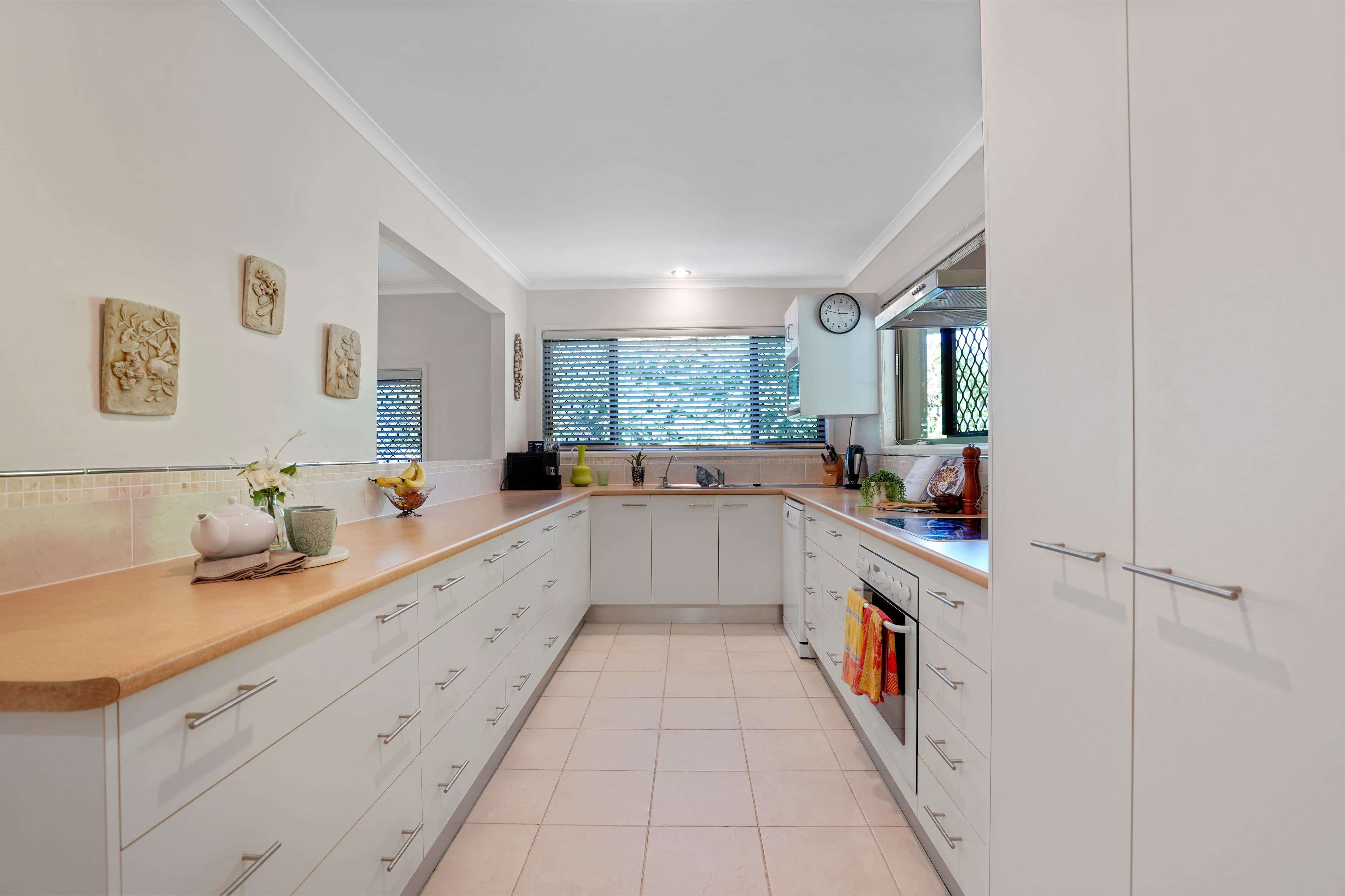 9 Monterey Avenue, Thornlands, Thornlands - Thumbnail 2