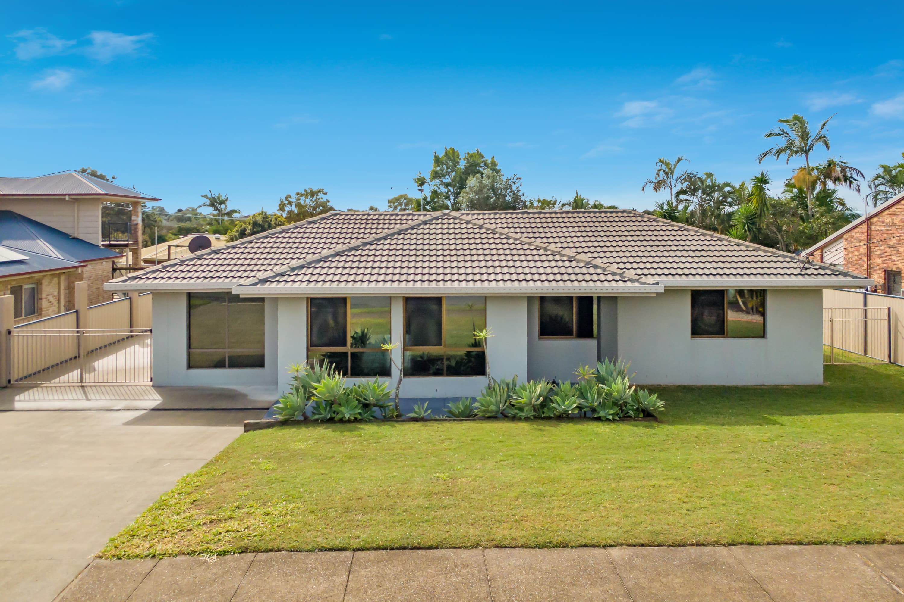 52 Moselle Drive, Thornlands, Thornlands - Thumbnail 2