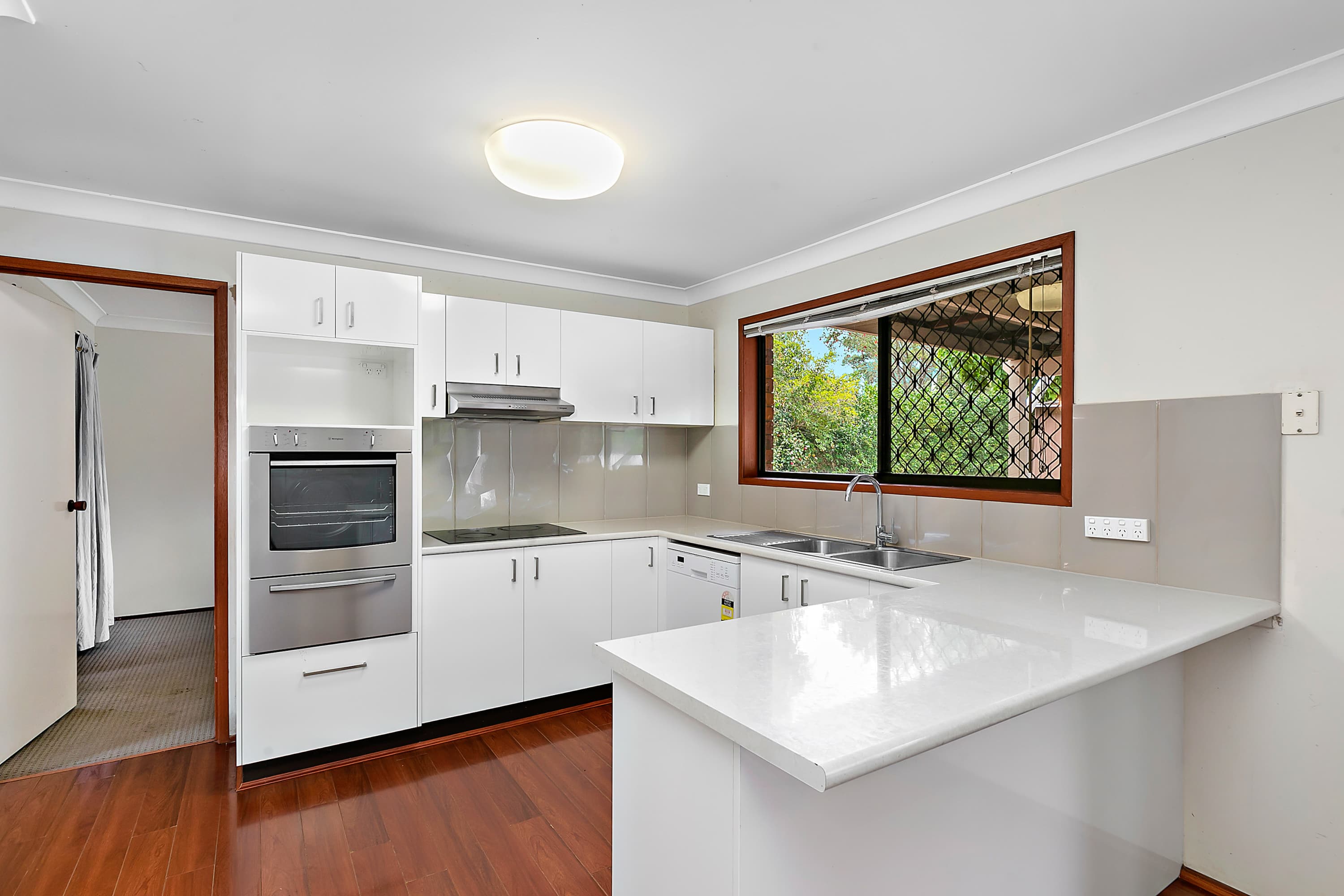17 Hermitage Crescent, Thornlands, Thornlands - Thumbnail 6