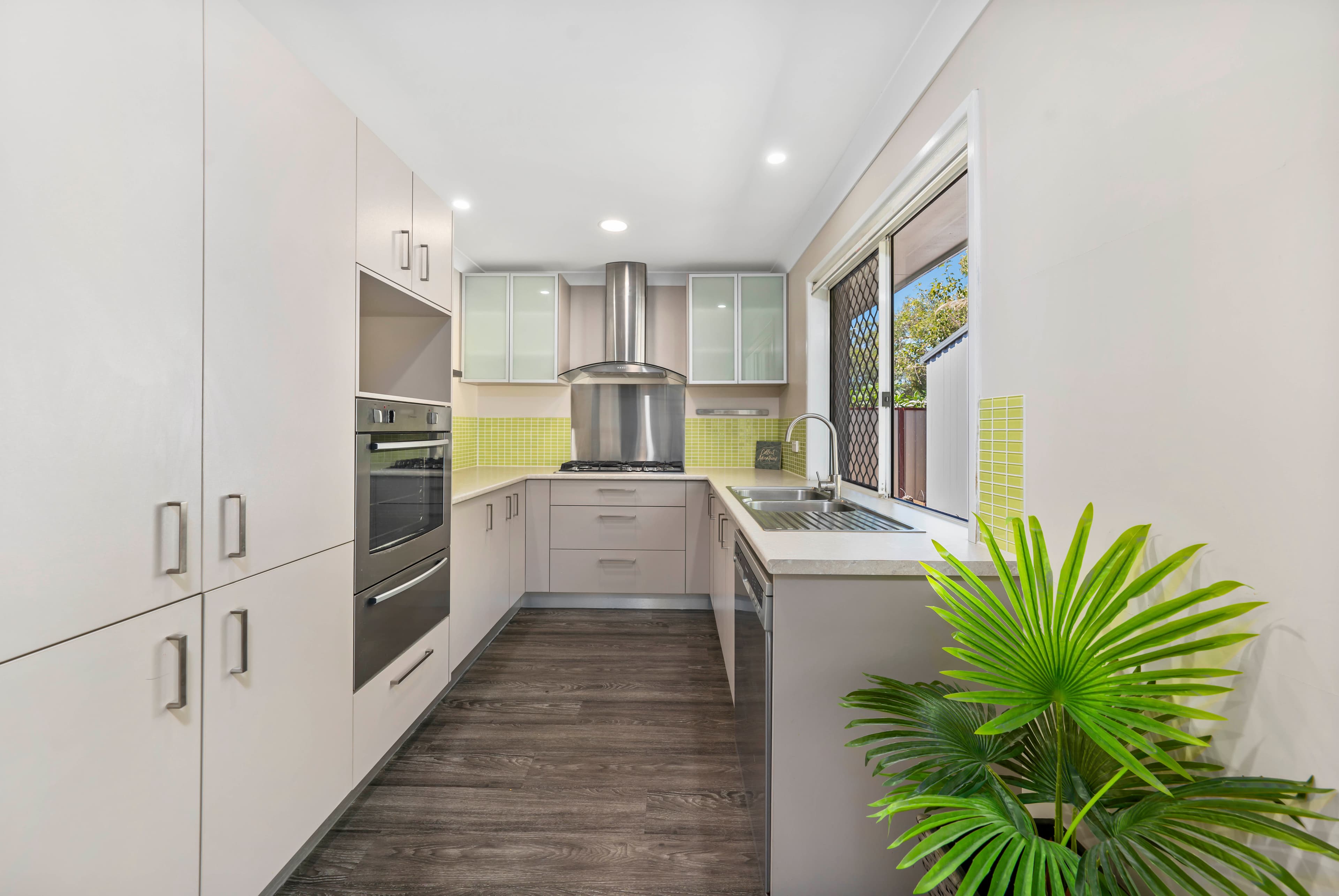 29 Blue Water Avenue, Thornlands, Thornlands - Image 1