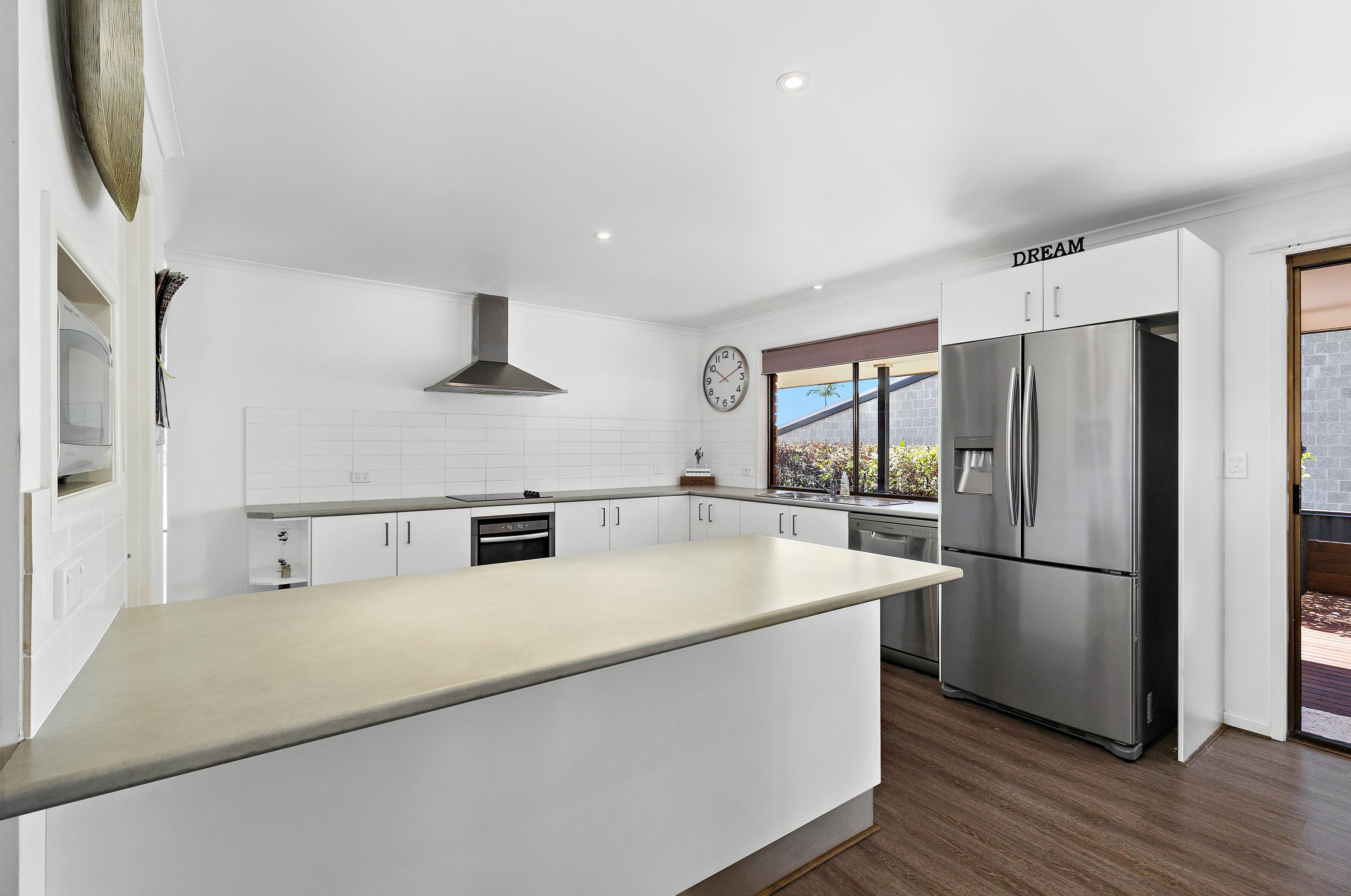 35 Hermitage Crescent, Thornlands, Thornlands - Thumbnail 7