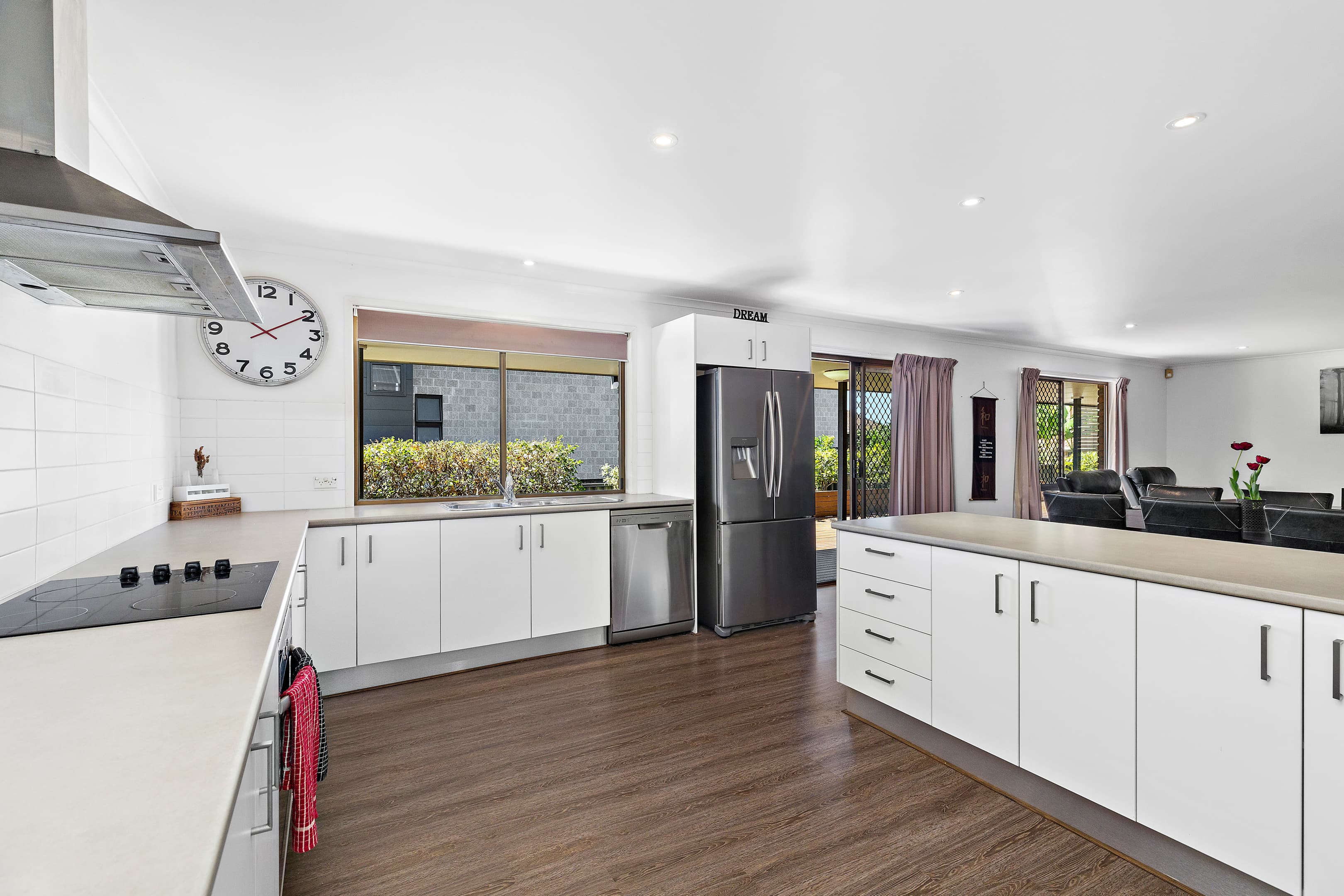 35 Hermitage Crescent, Thornlands, Thornlands - Thumbnail 6