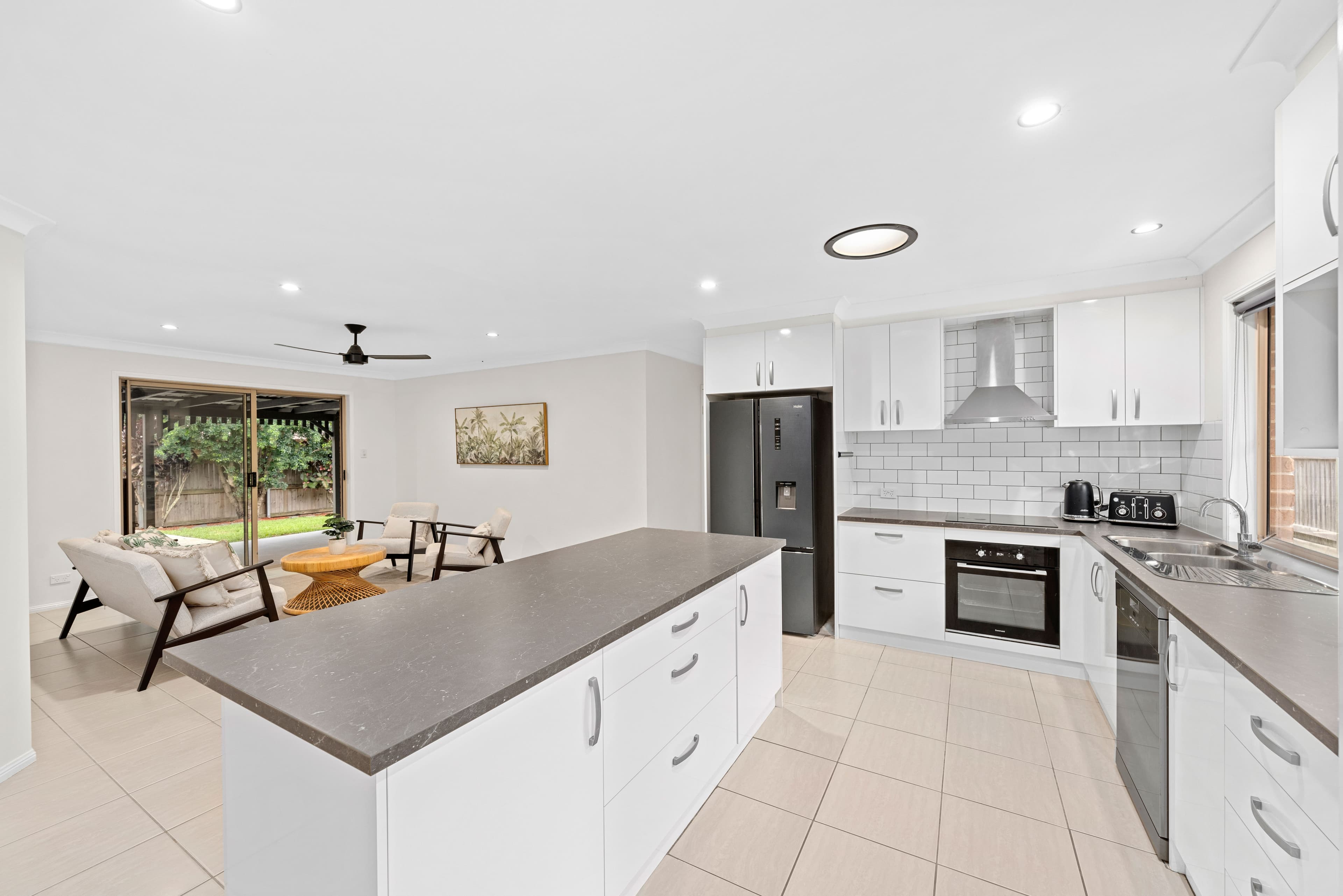 39 Albicore Drive, Thornlands, Thornlands - Thumbnail 3