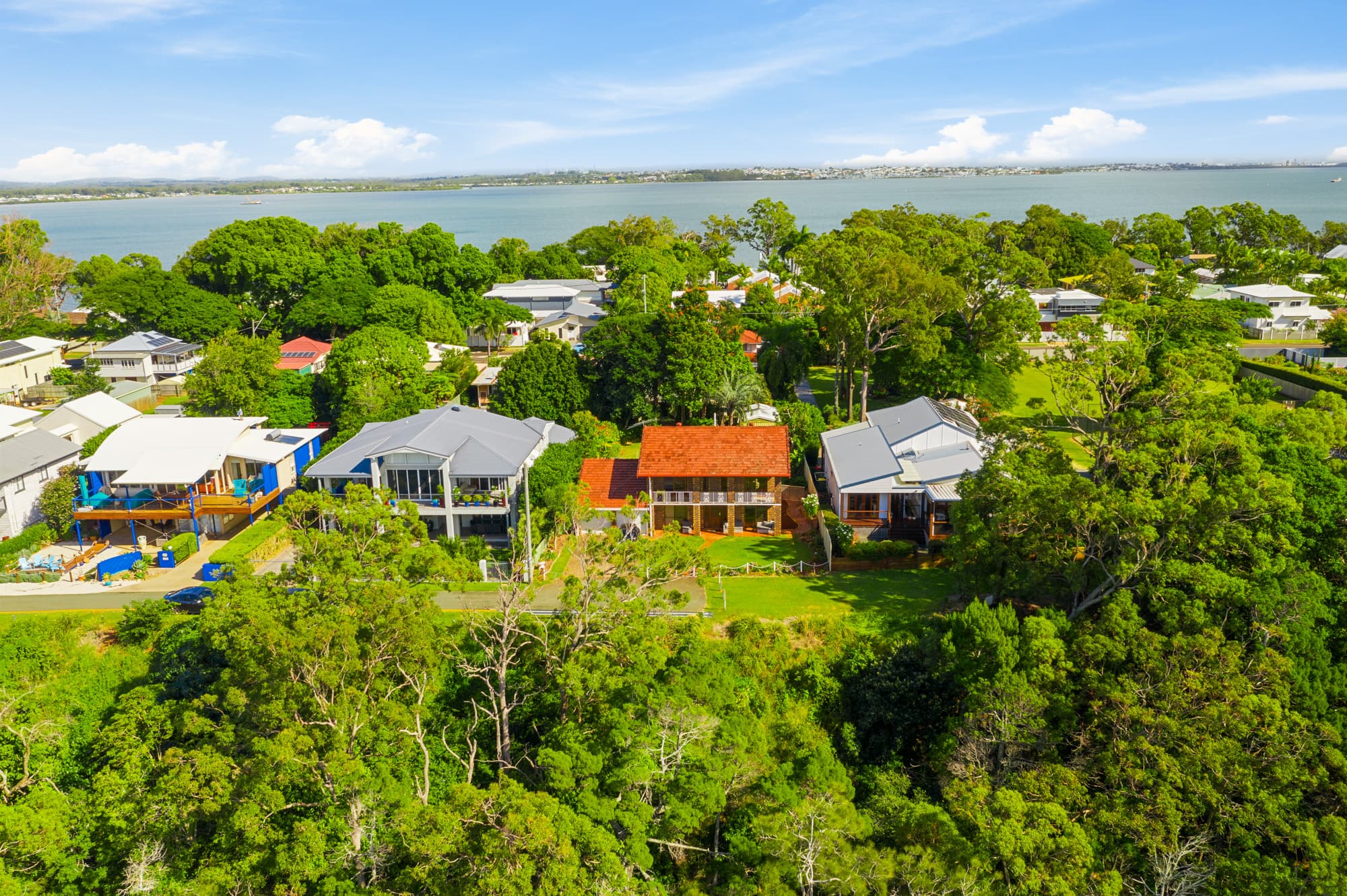 10 Esplanade, Wellington Point, Wellington Point - Thumbnail 2
